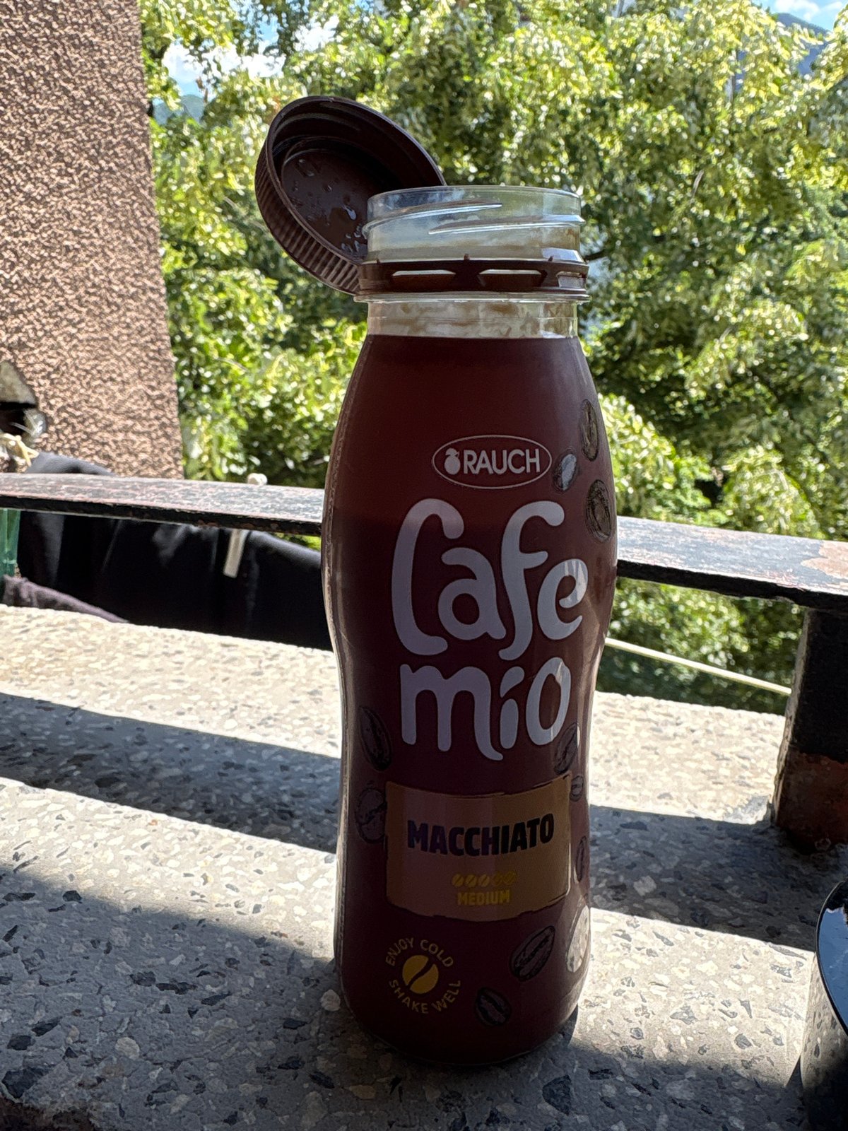 Street scenes and a coffee break in Vratsa, Bulgaria