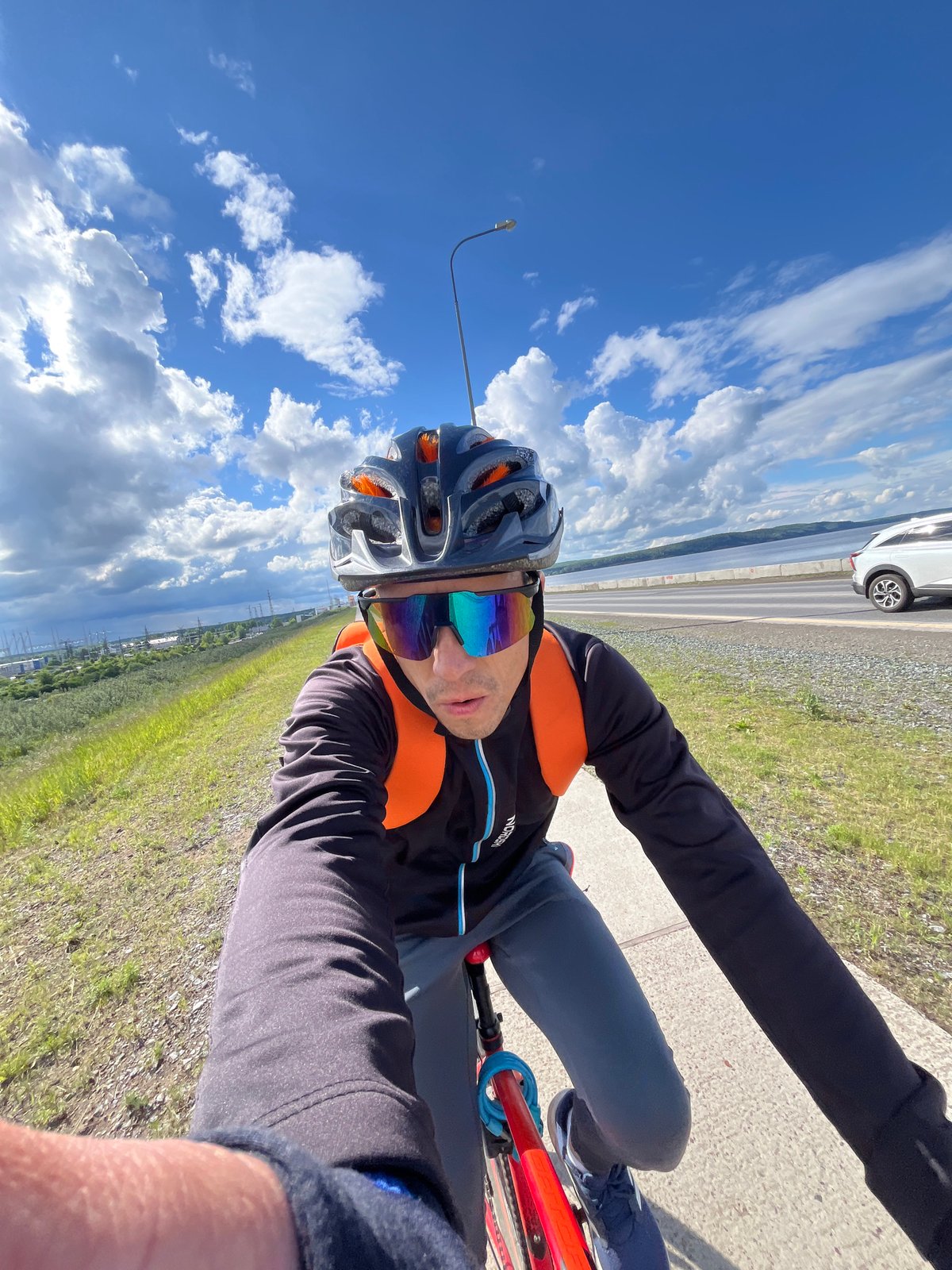 Cyclist documents bike ride through Chaikovsky, Russia