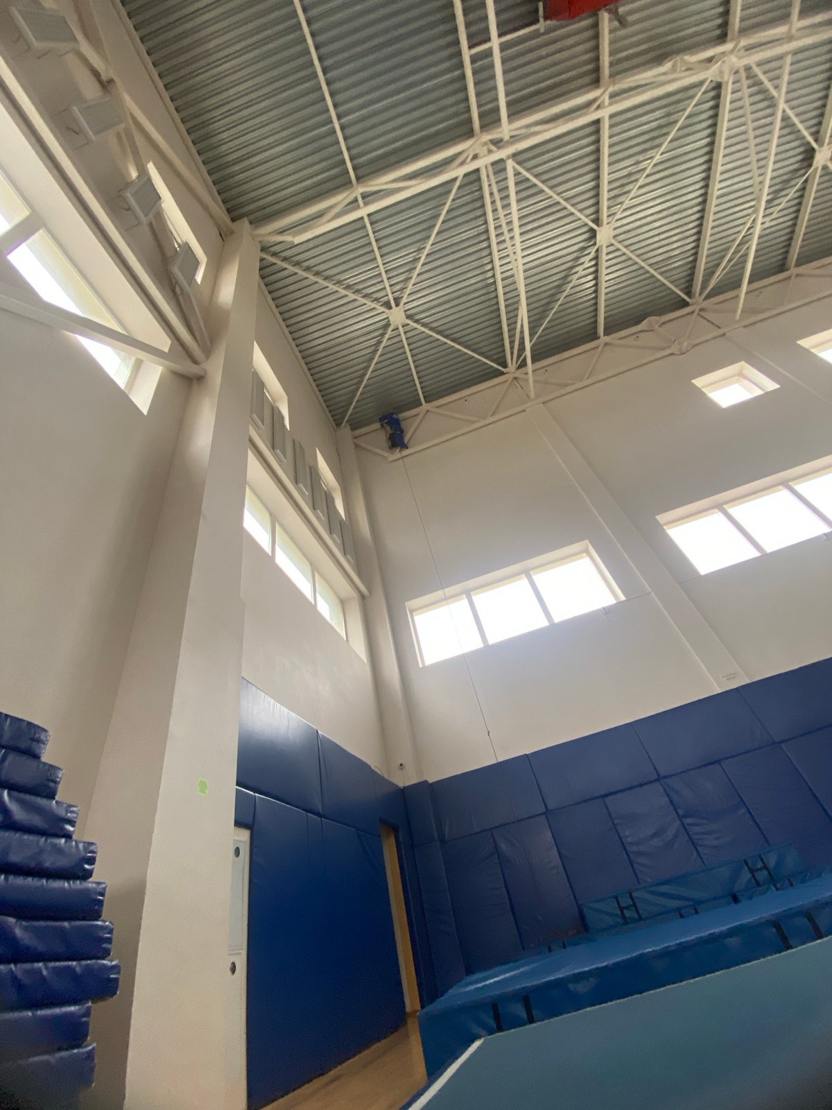 Person spotted in large indoor facility in Chaykovsky