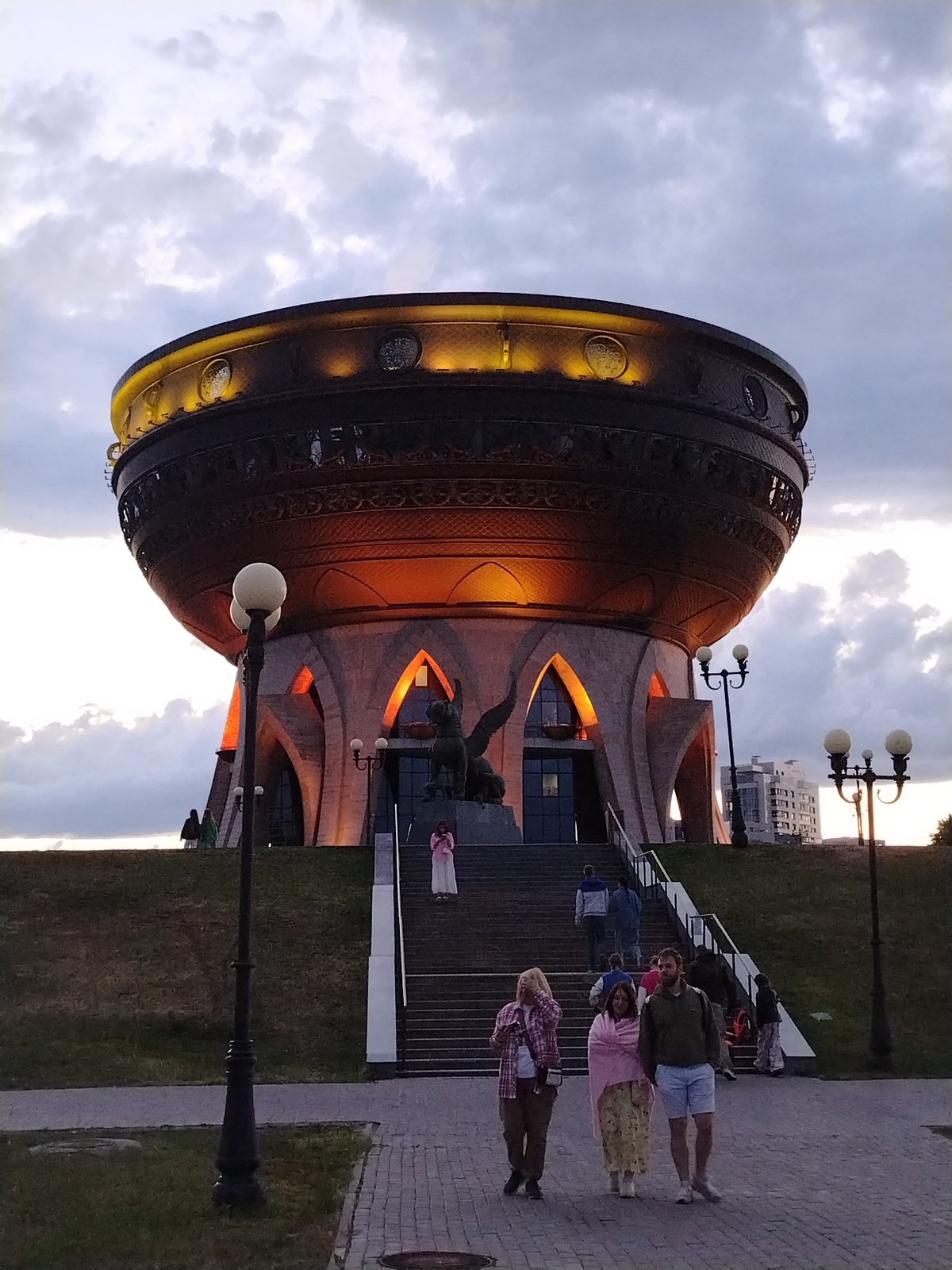 Child observed at Kazan waterfront near Family Center building
