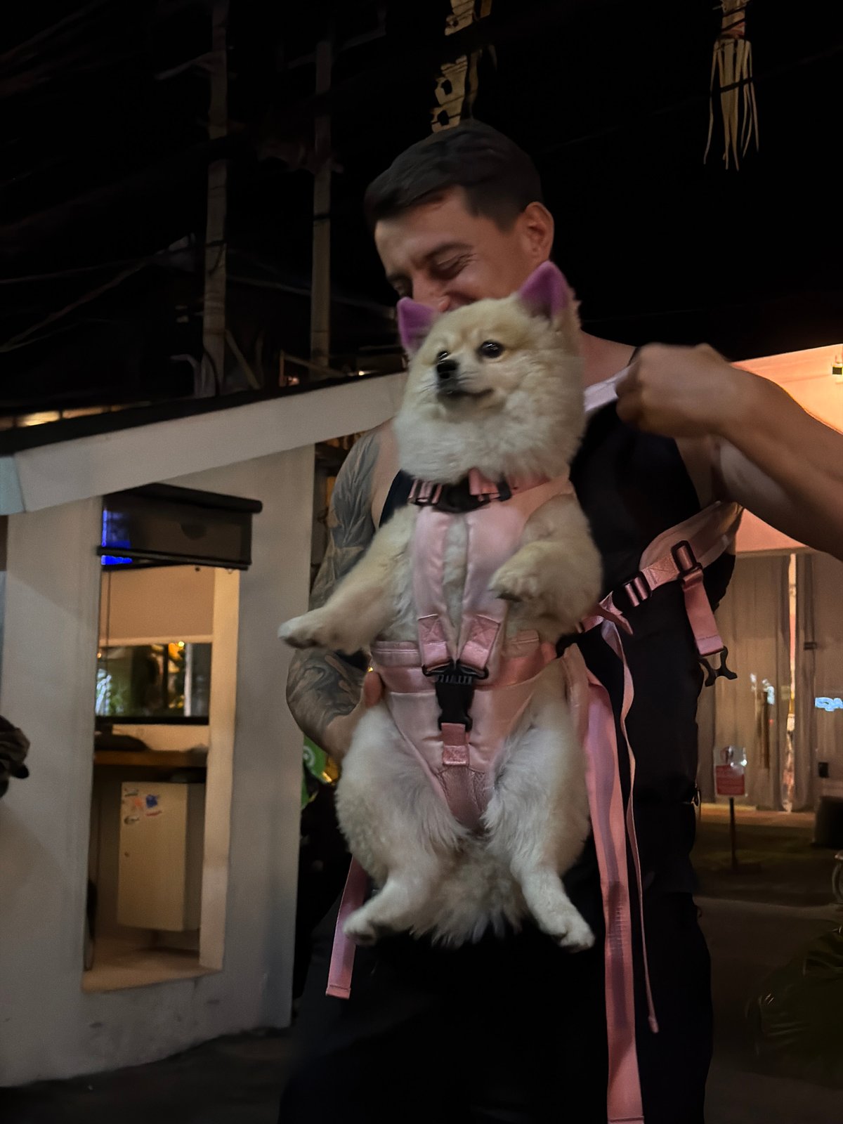 An evening out across North Kuta's lounges, shops, and streets
