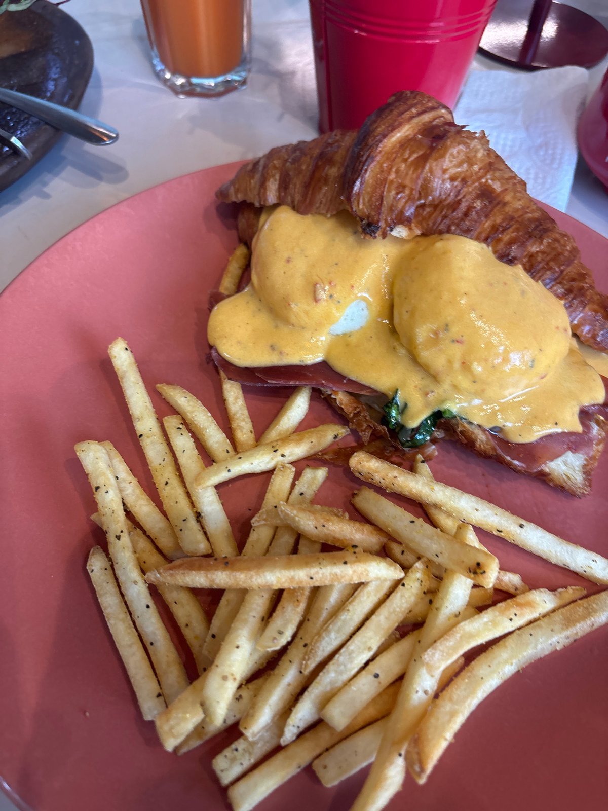 Woman enjoys traditional brunch at Puebla café