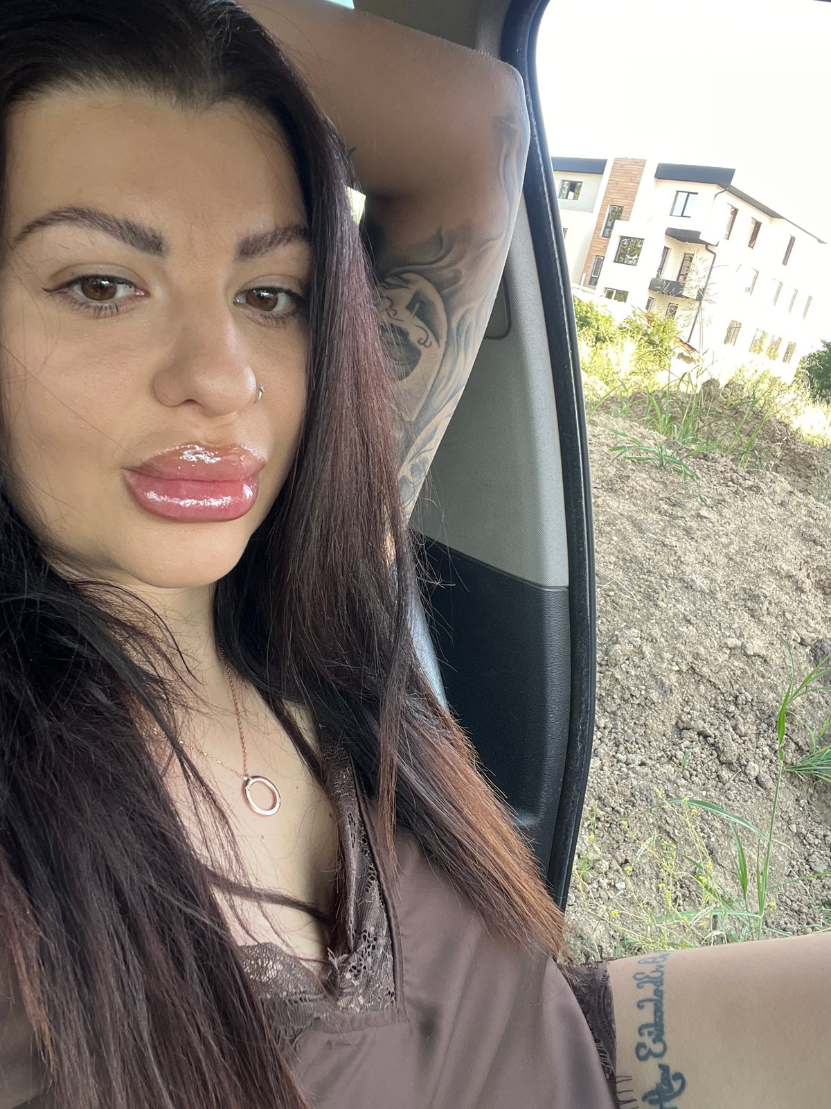 Afternoon in Plovdiv: car selfies, houseplants, and new construction