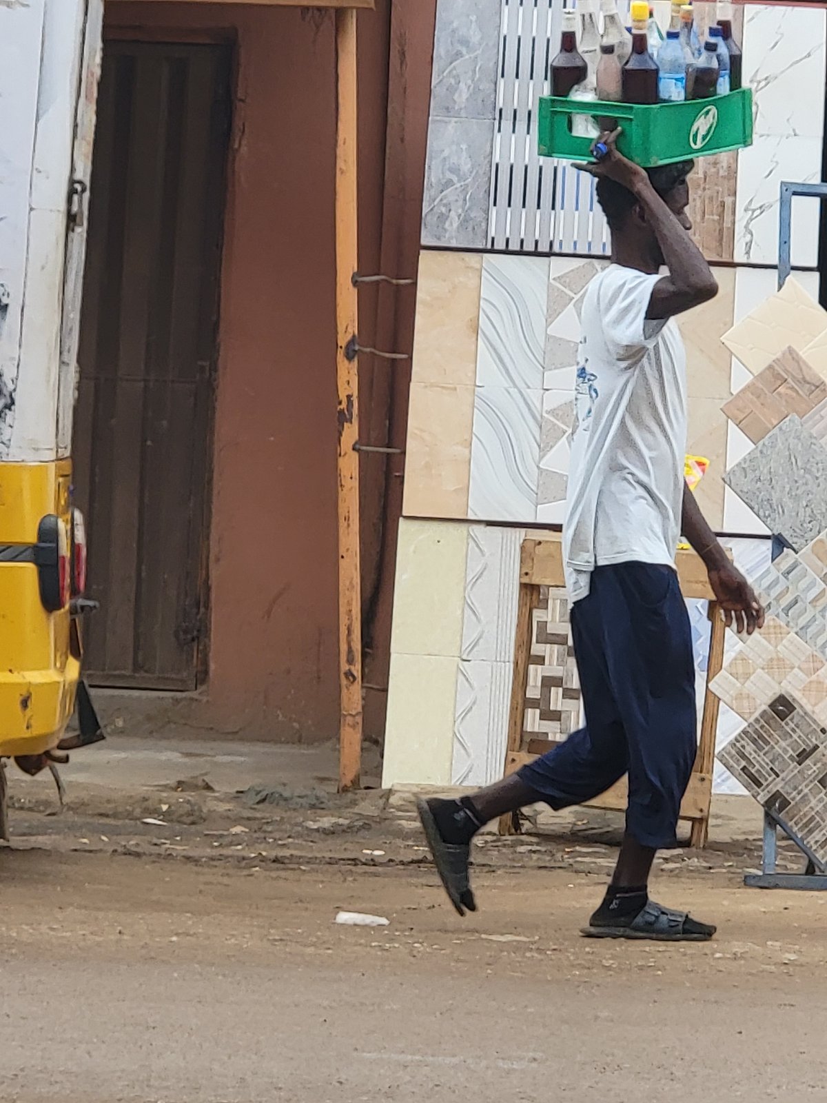 Morning commerce documented in Maiburiji, Nigeria