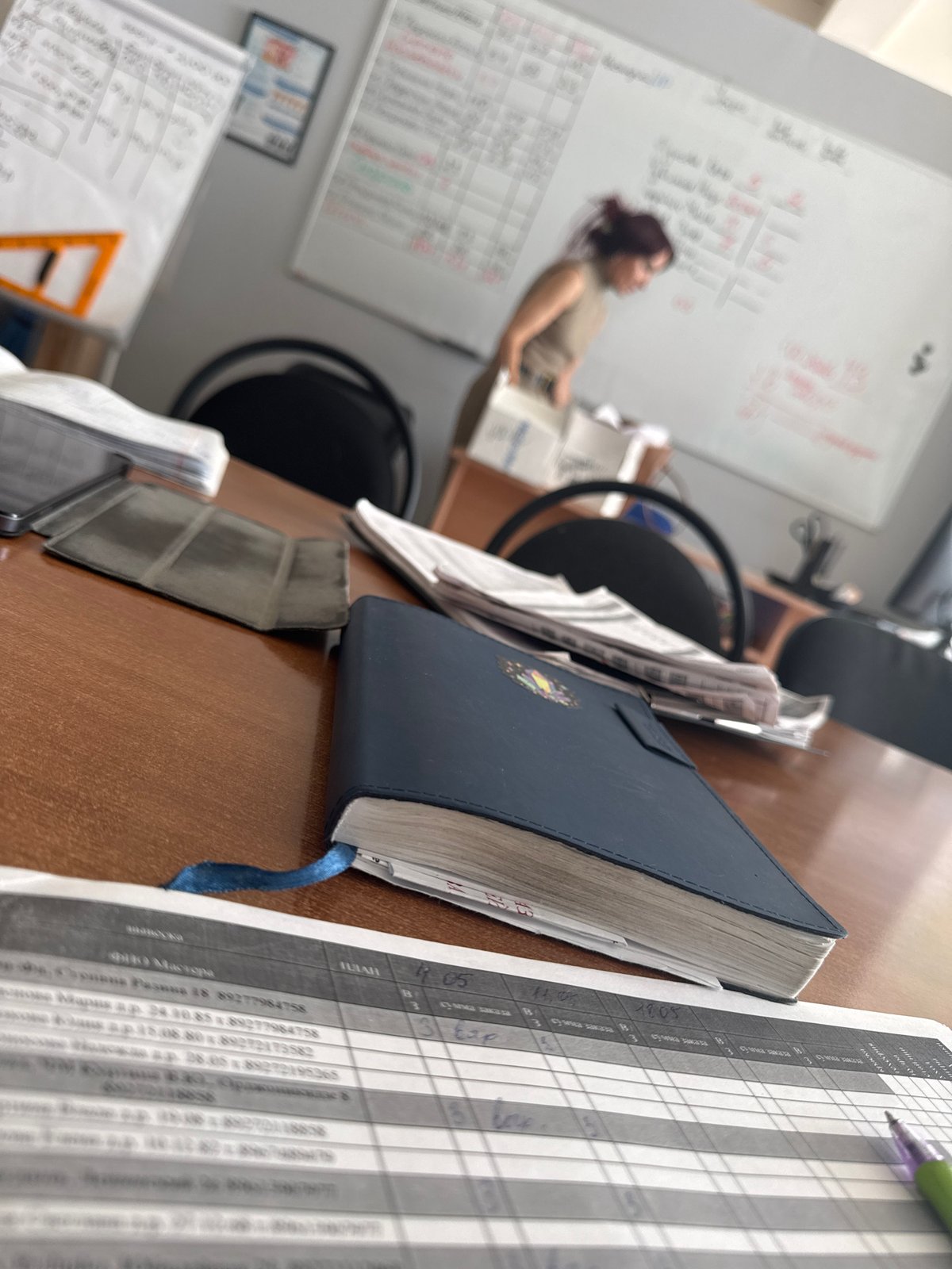 Woman spotted at office desk in early morning Tolyatti