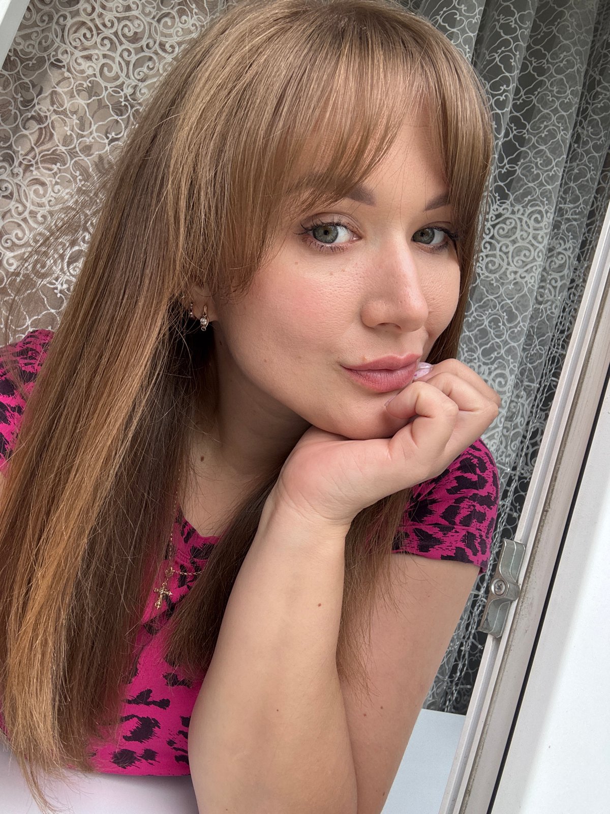 Lazy afternoon in Chaikovsky: selfies, a cat, and forest views