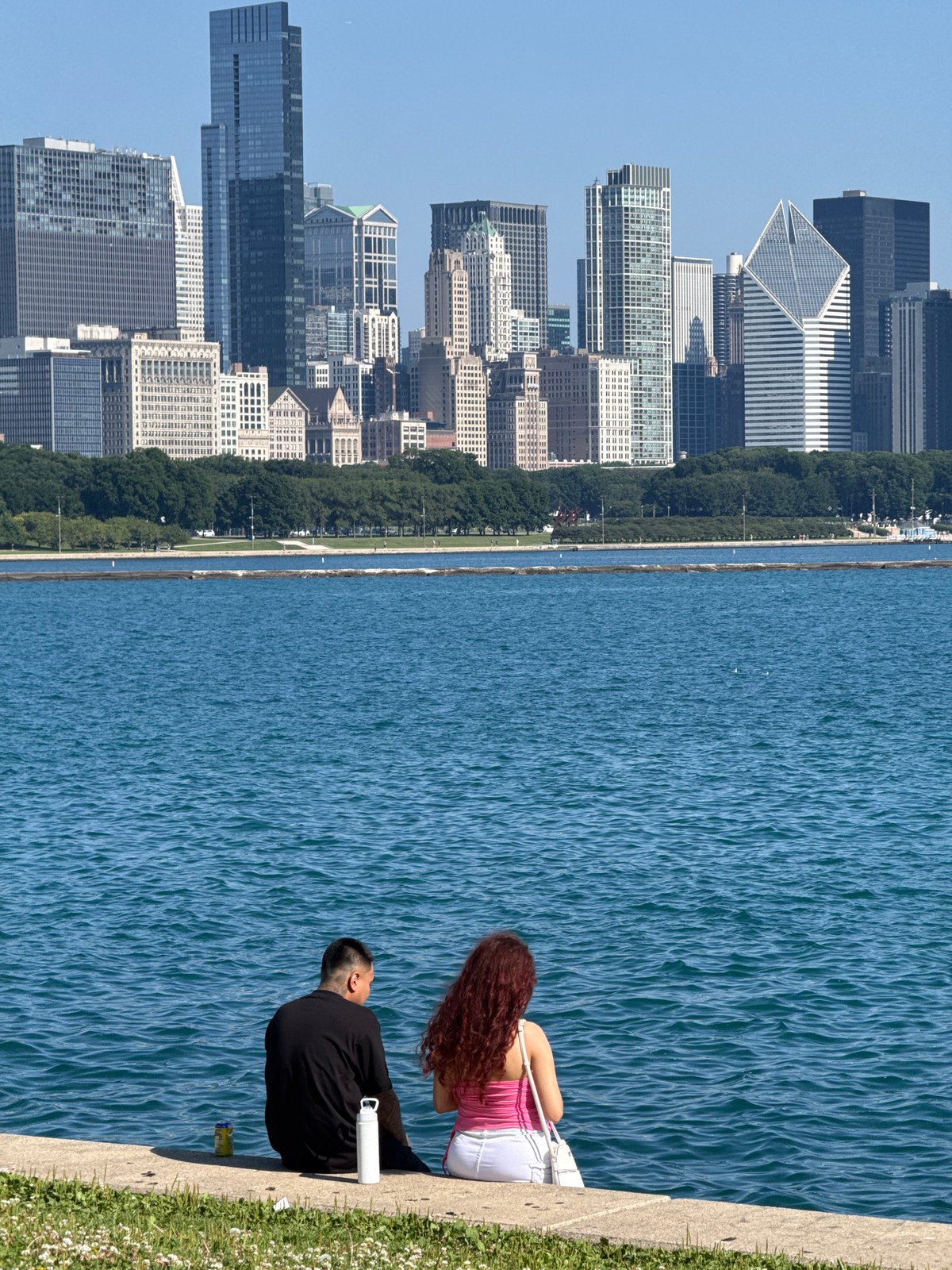 Pair takes a break on Chicago's Lake Michigan waterfront