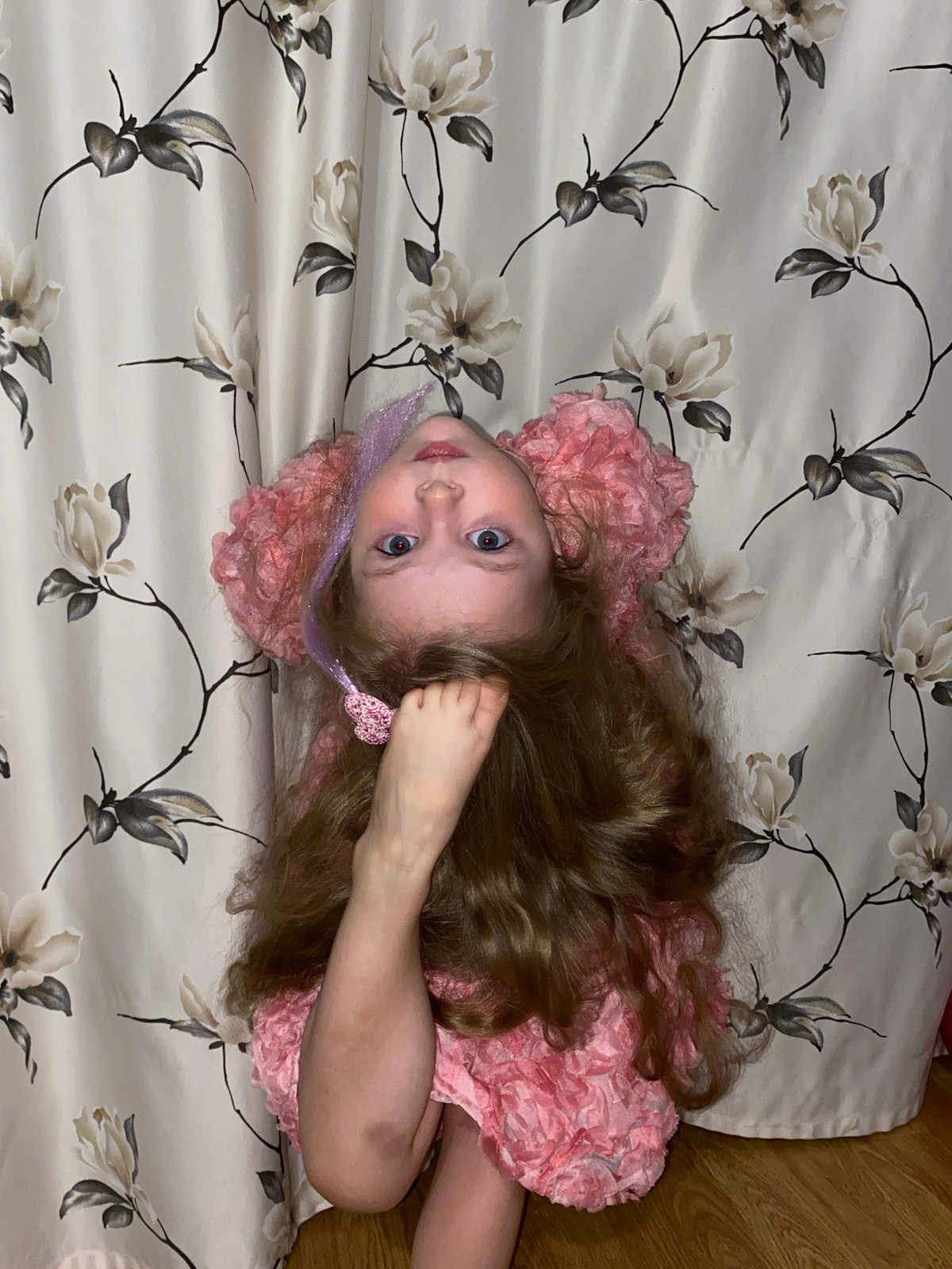 Child portrait session documented in Votkinsk, Russia