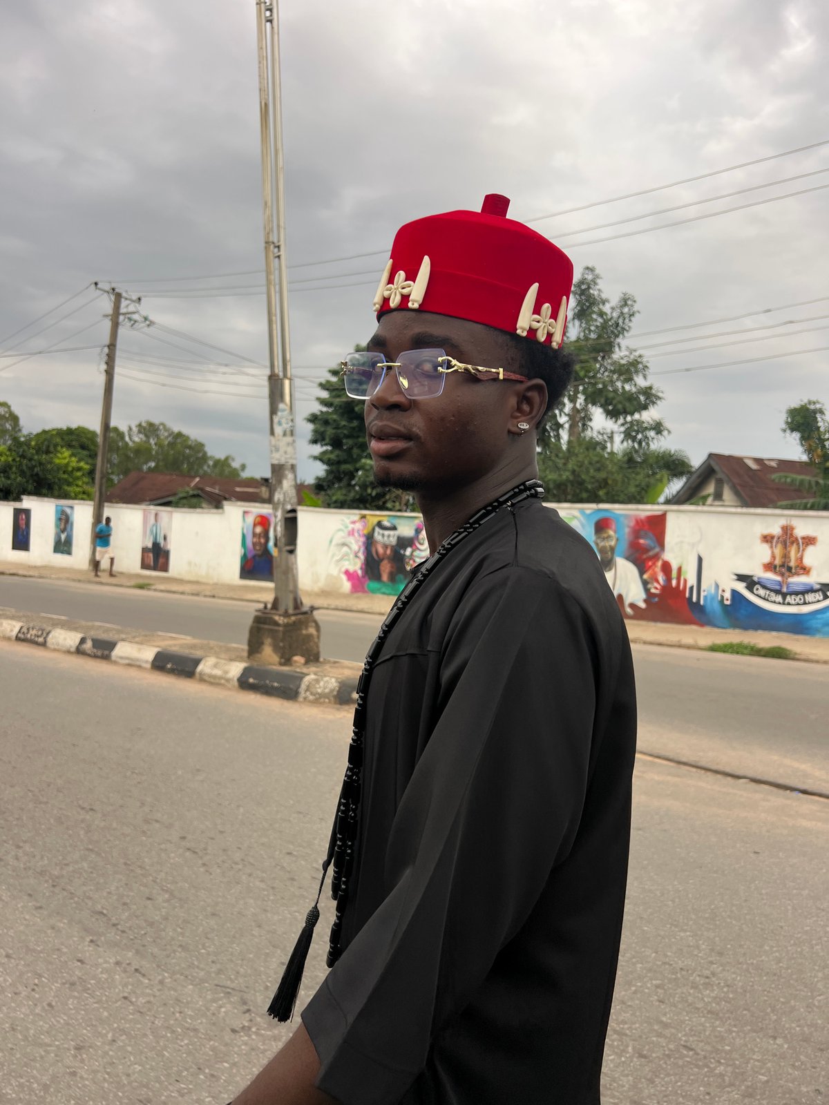 Street life and faces around a commercial area in Onitsha