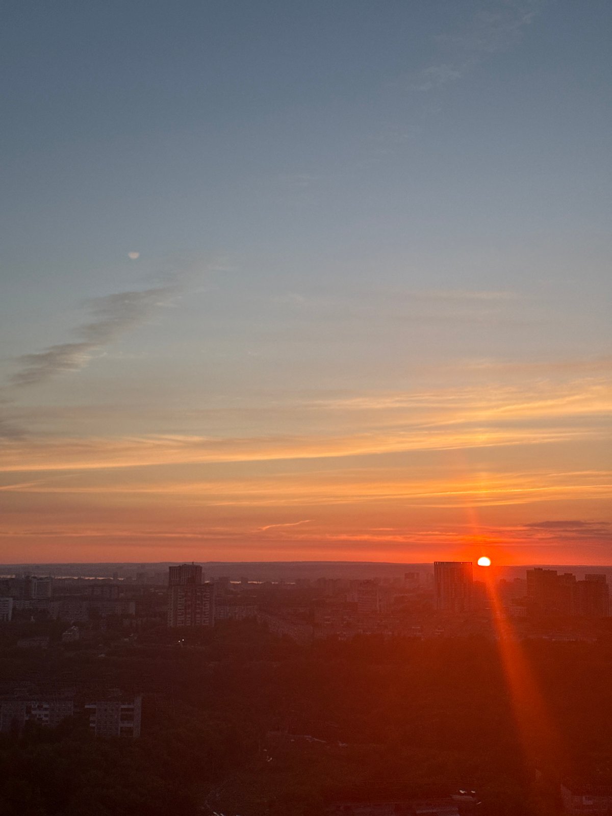 Perm's longest day closes with a wide golden sunset