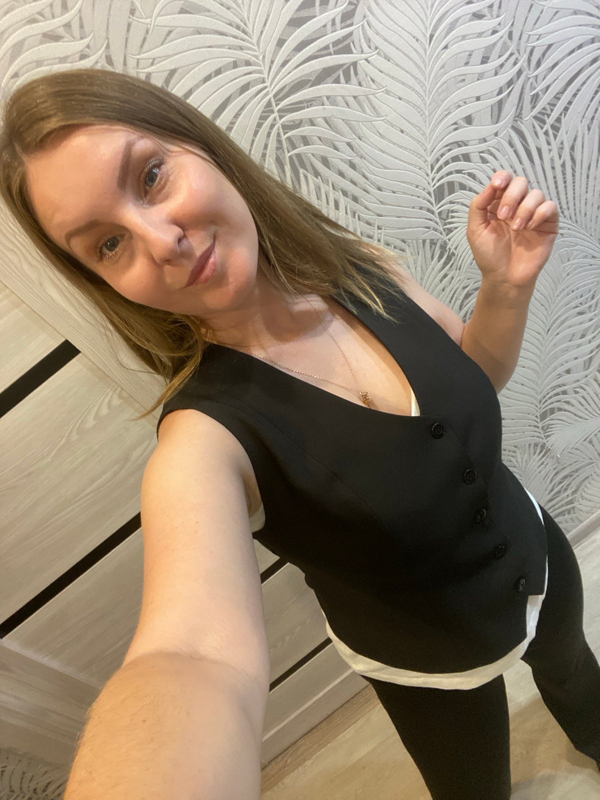 Selfies and street scenes from Noviy, Russia