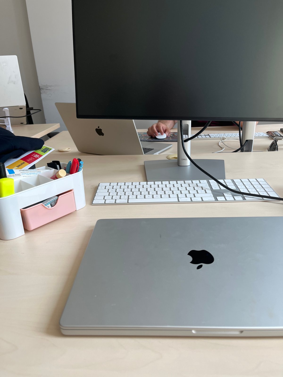 Morning in Plovdiv: apartment blocks, office desk, and everyday carry