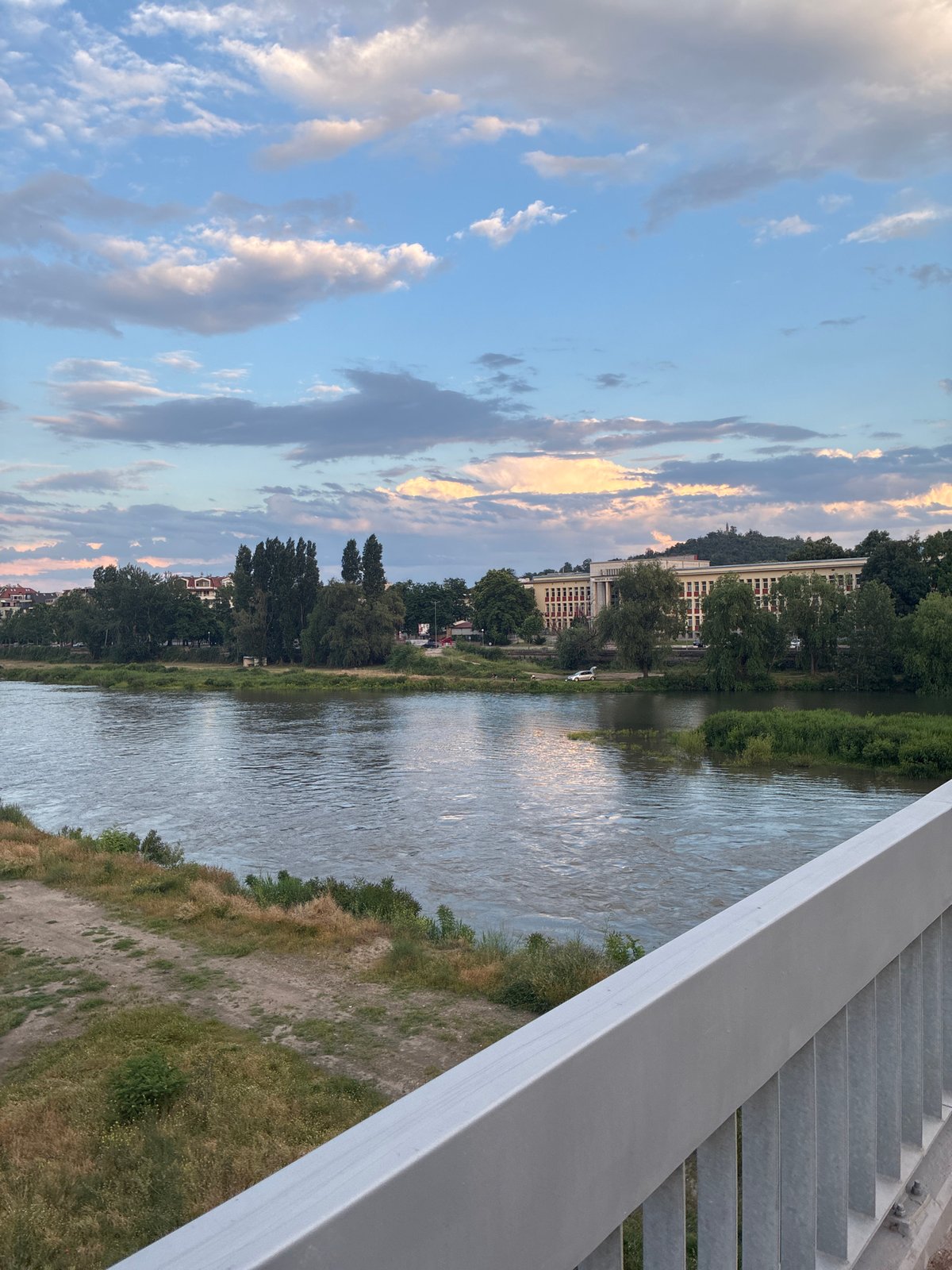 Evening river views and home interior captured in Plovdiv