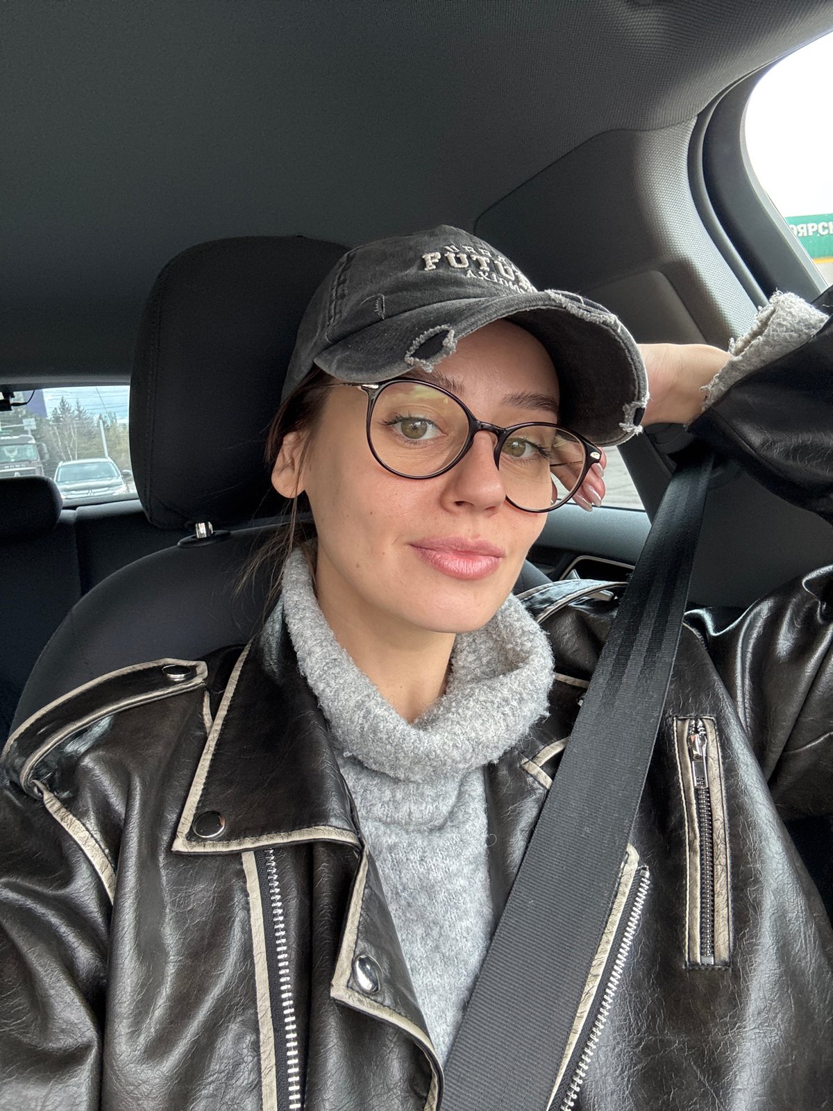 Woman in car observed in Krasnoyarsk, Russia
