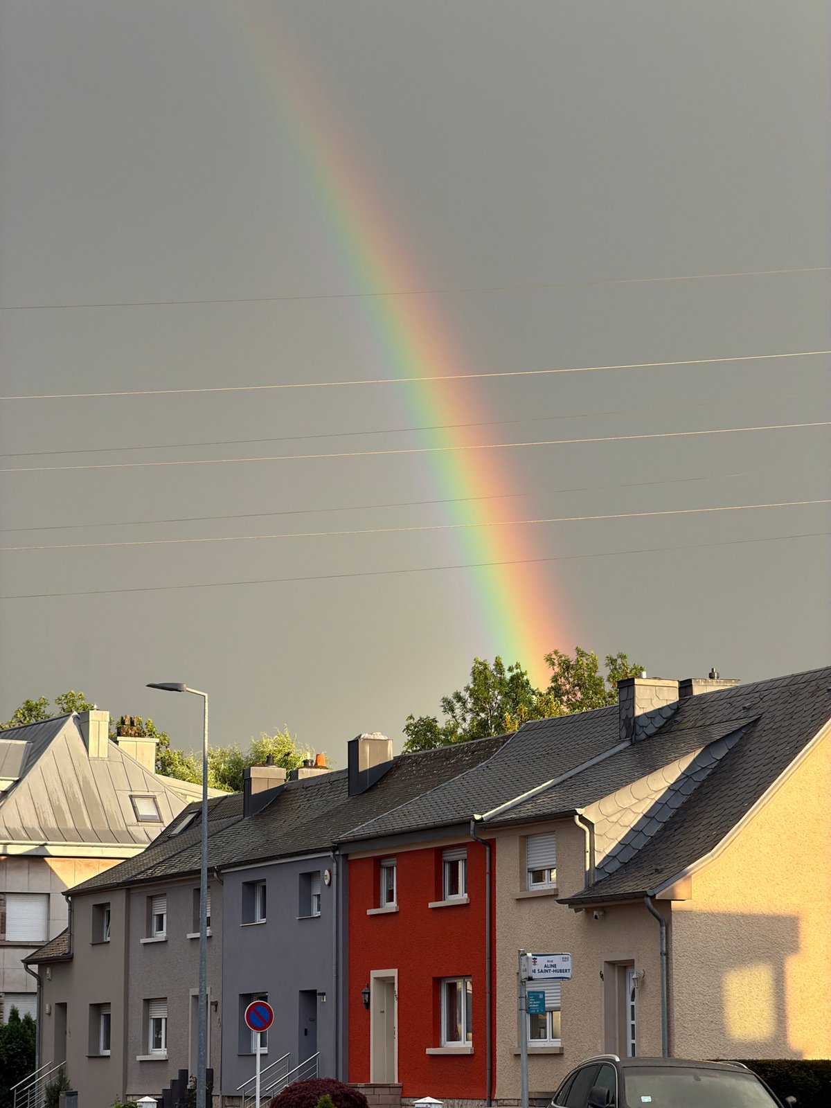Weather watcher documents rainbows, storms across Luxembourg evening