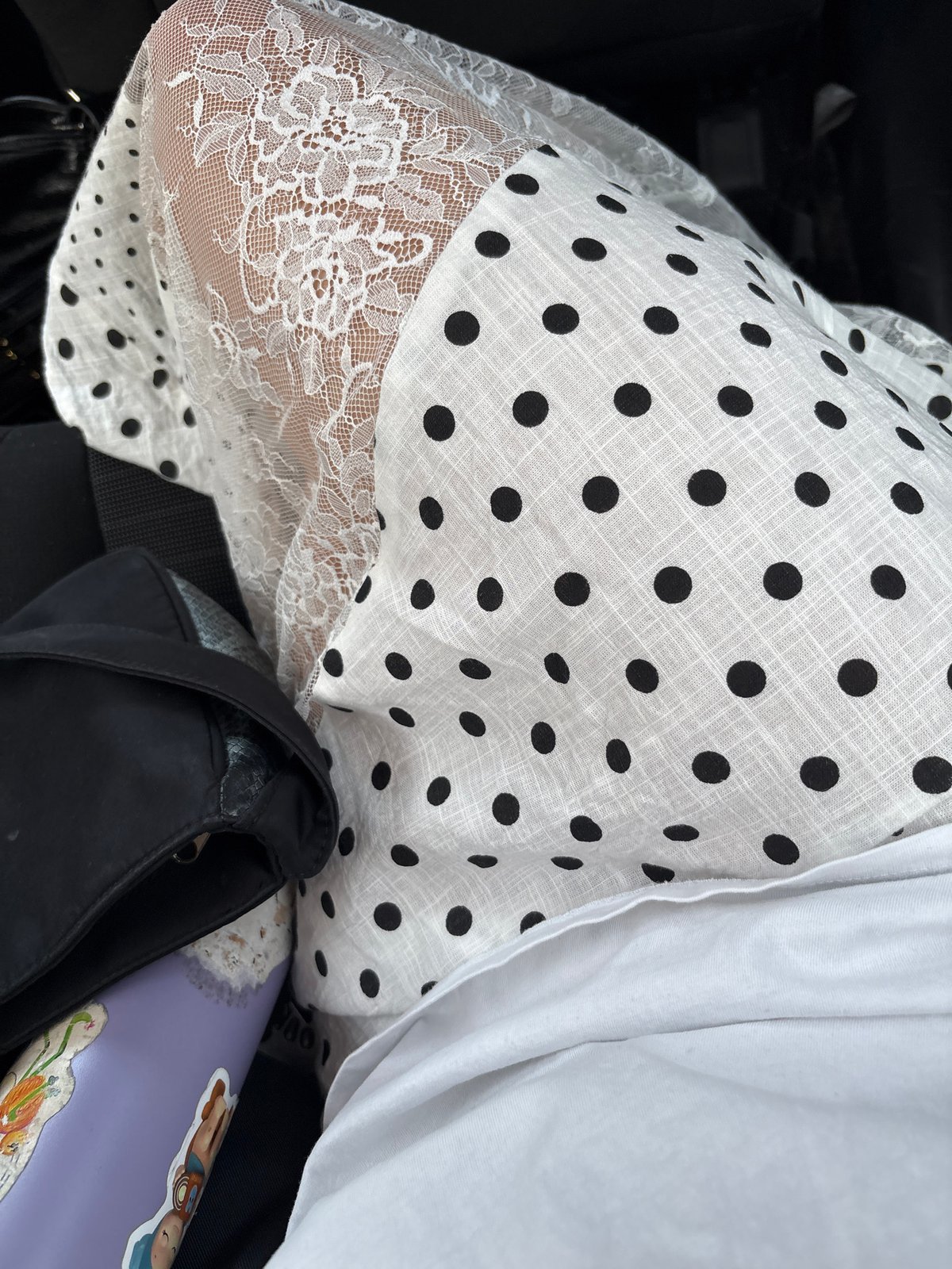 Fashion details documented in Huixquilucan de Degollado