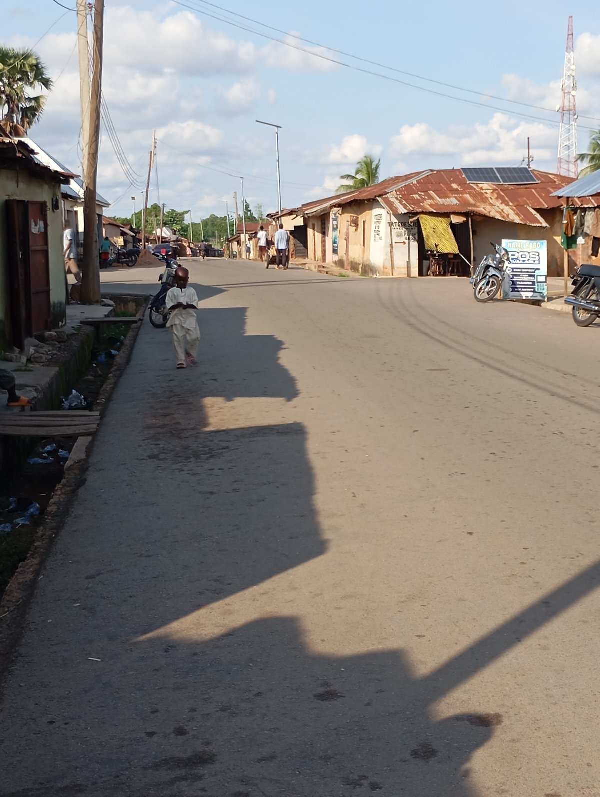 Everyday street life and commerce in Shendam, Nigeria