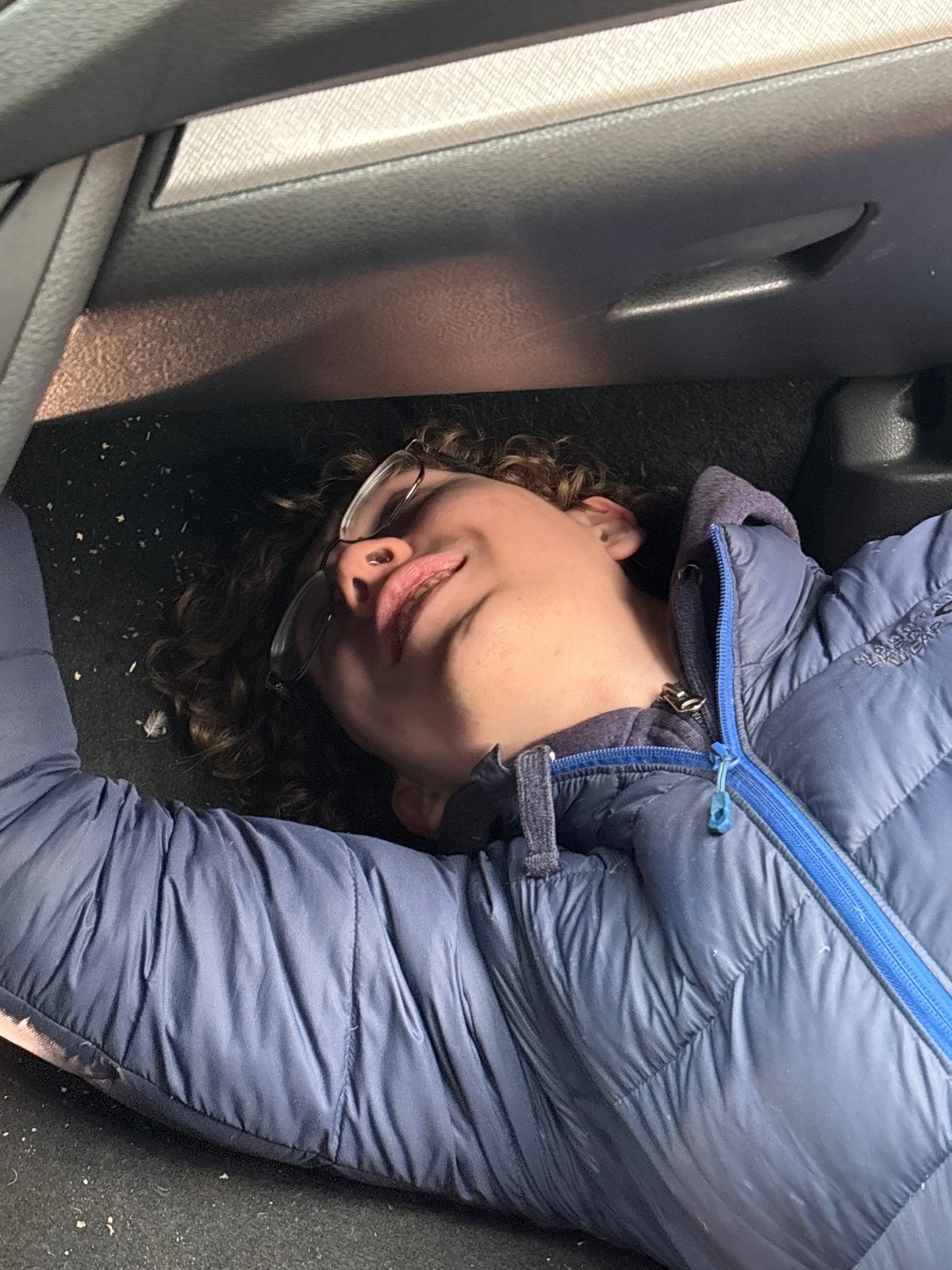 Car maintenance work observed in Perm, Russia
