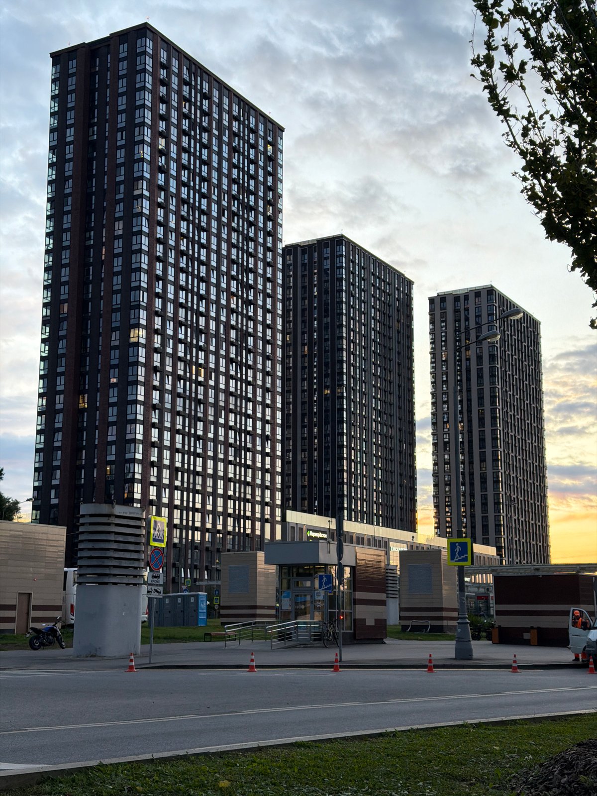Evening street scene near Khimki metro station, suburban Moscow