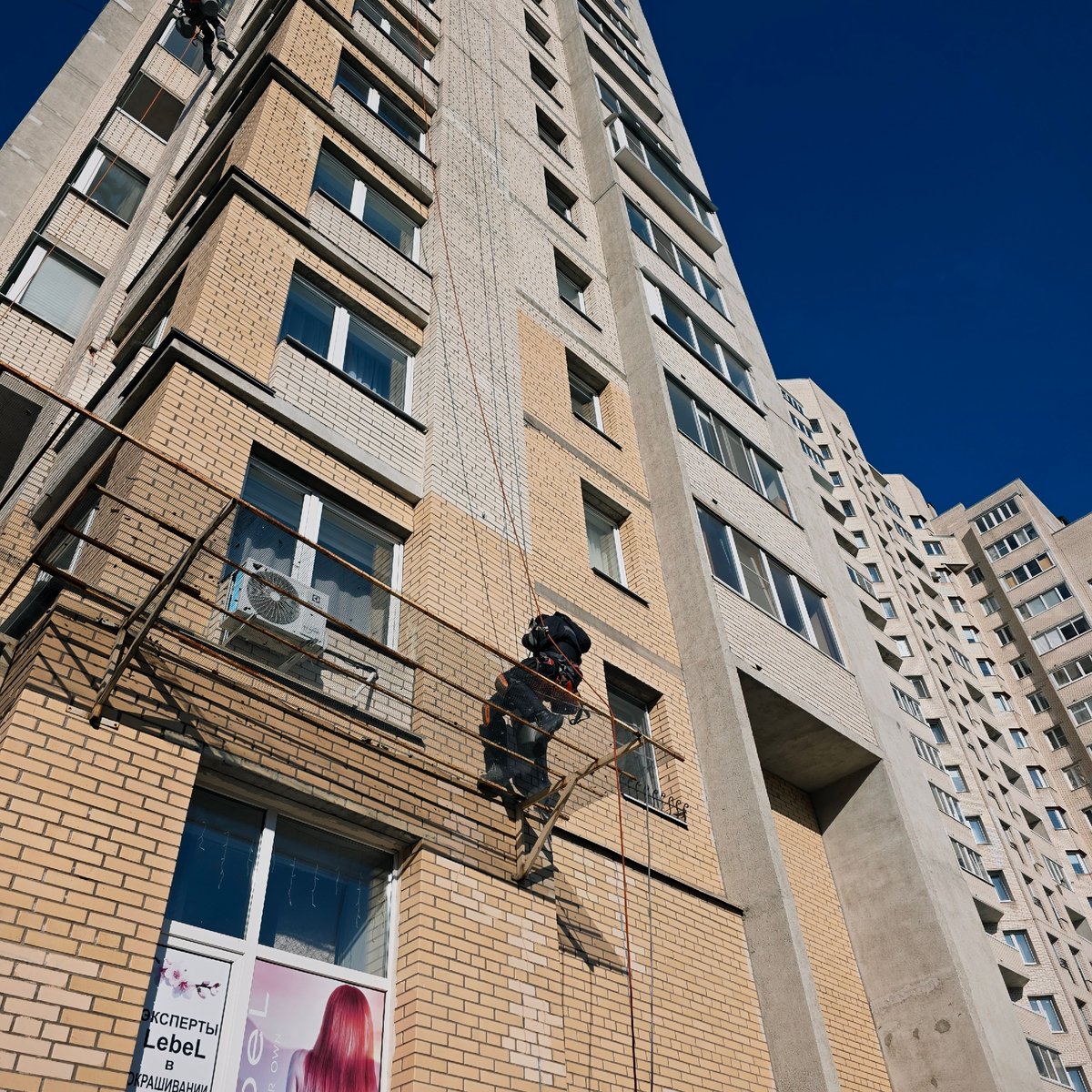 Individual documented moving through Saint Petersburg locations over two minutes