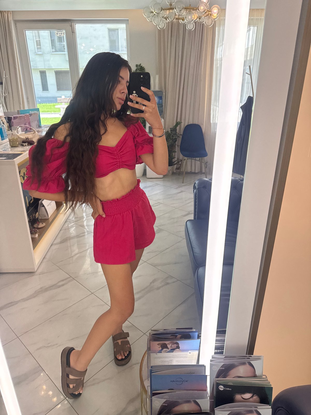 Woman documents nail salon visit and outfit in Plovdiv