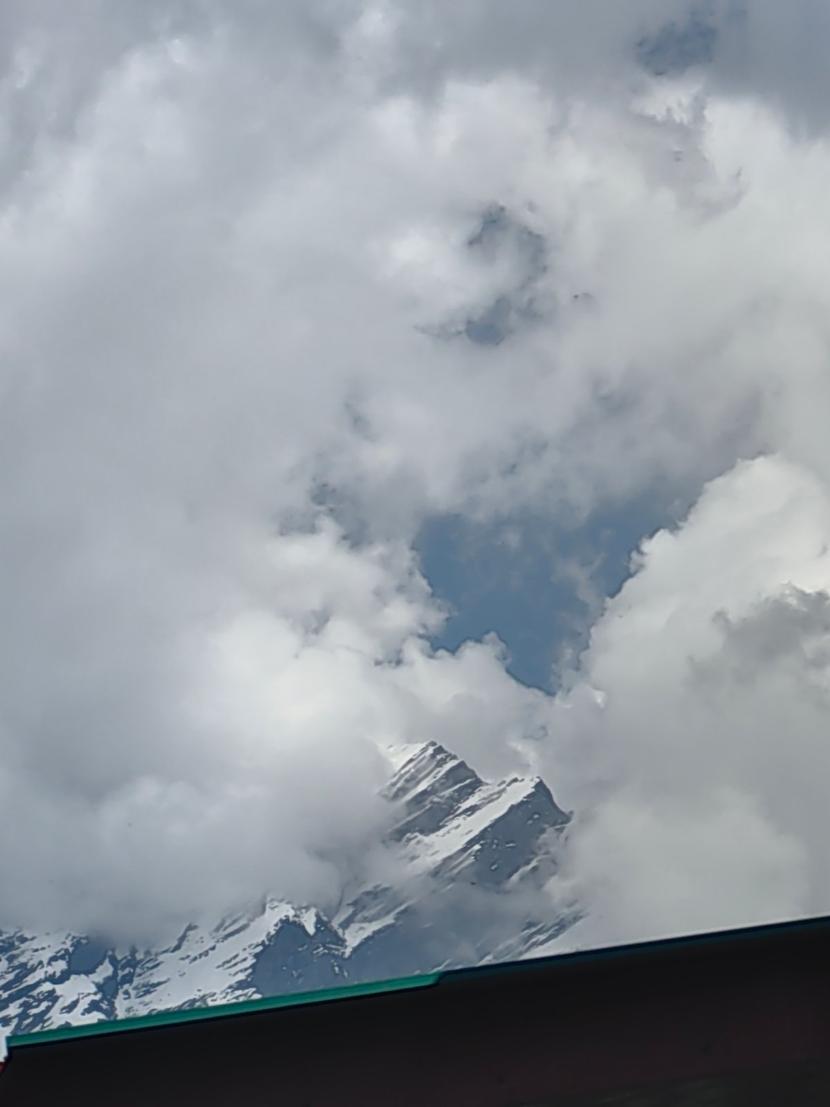 Early morning activities documented in Vashisht mountain village