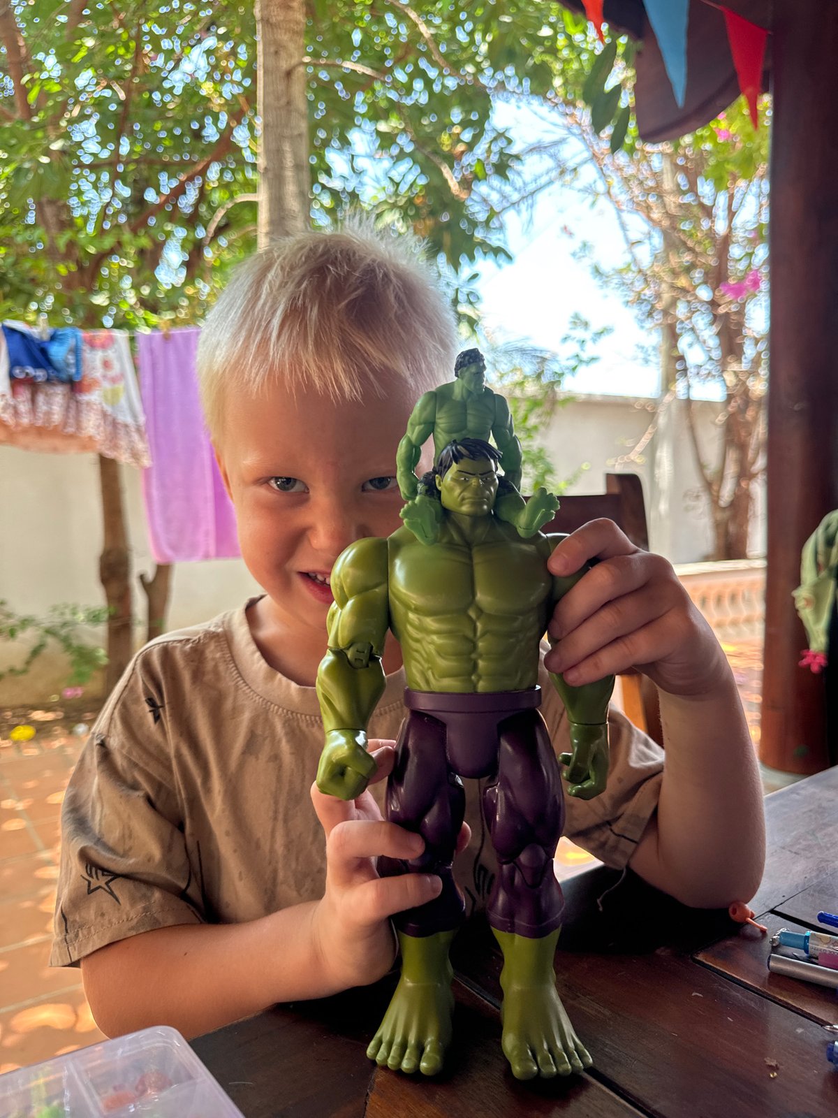 Children play with toys in Mũi Né, Vietnam