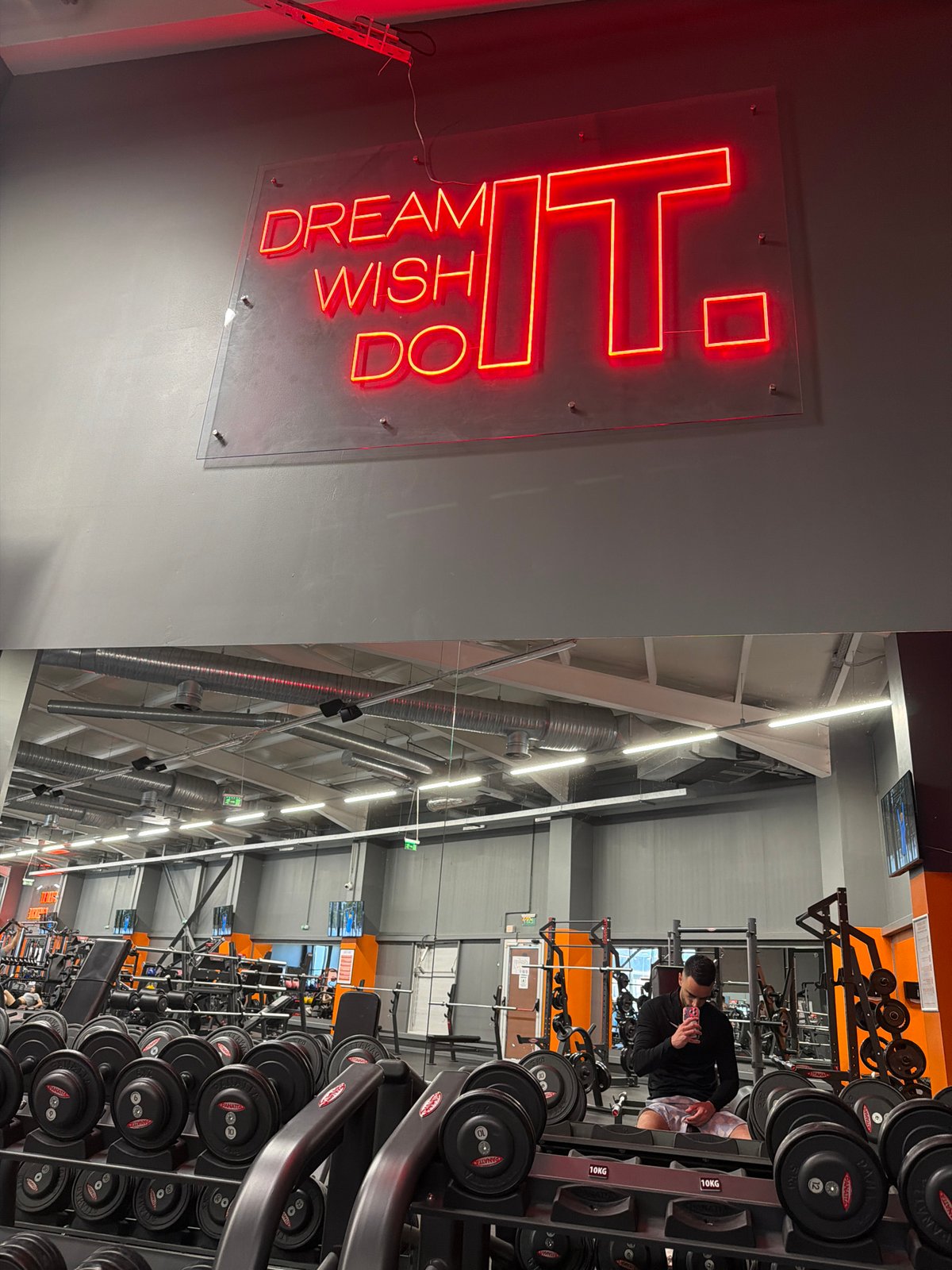 Early Morning Gym Session Documented in Plovdiv, Bulgaria