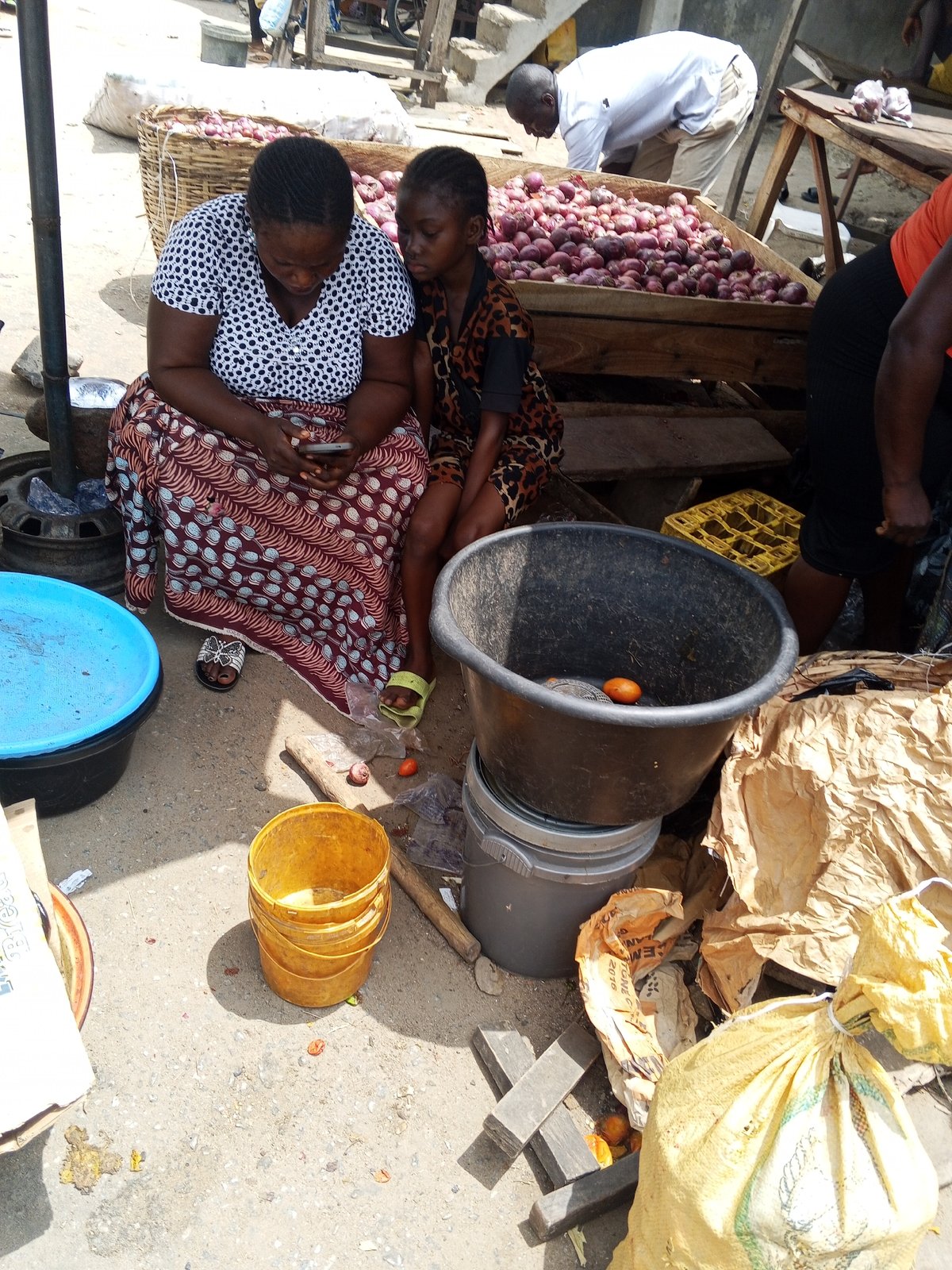Daily market life documented in Nigerian town