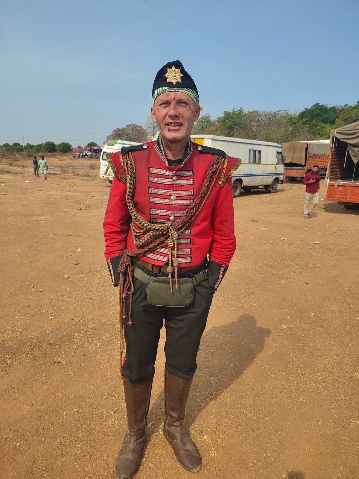 Film crew shoots period military scenes in rural India