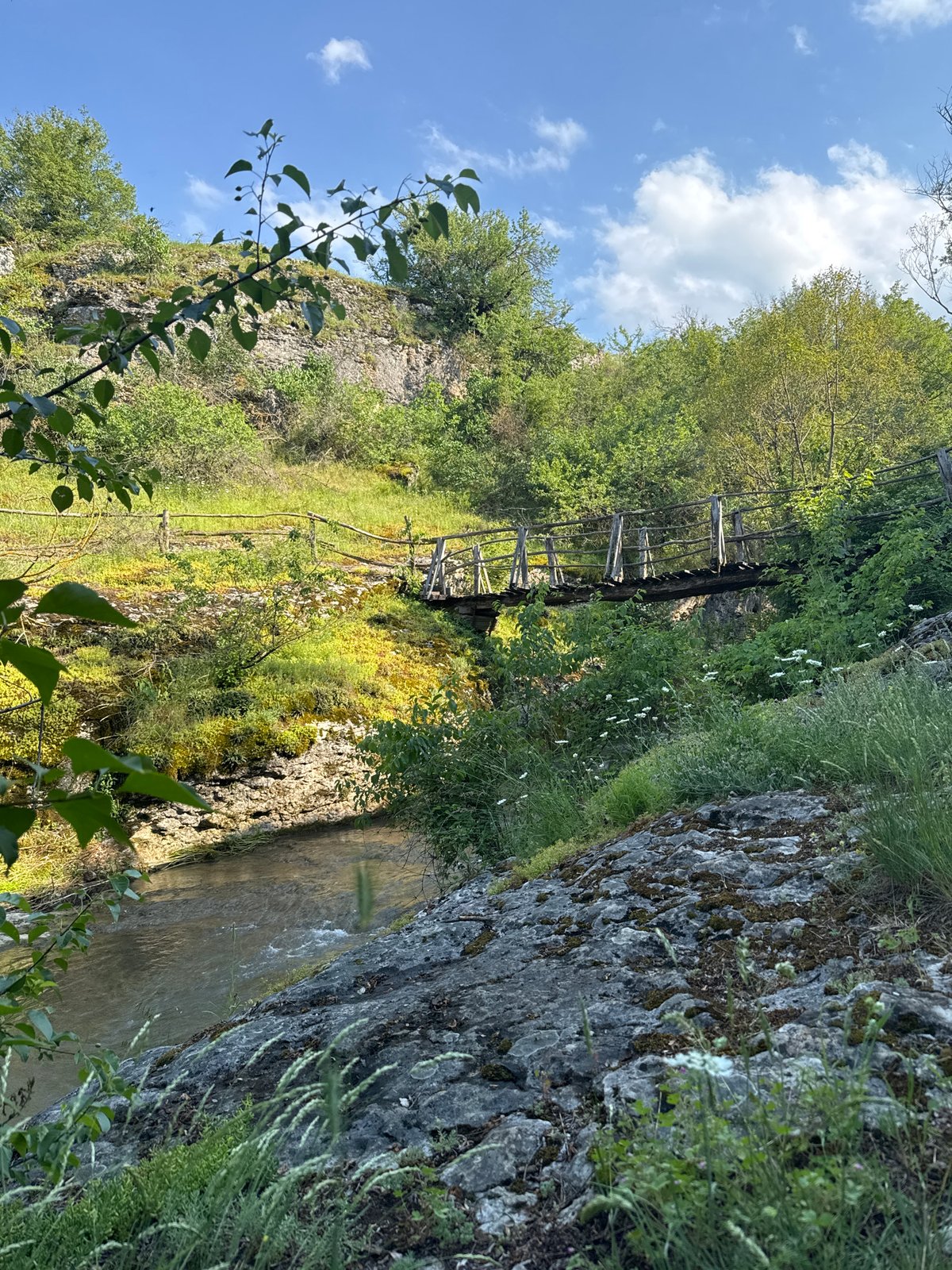 Visitor documents Hotnishki Waterfall and natural surroundings near Vishovgrad