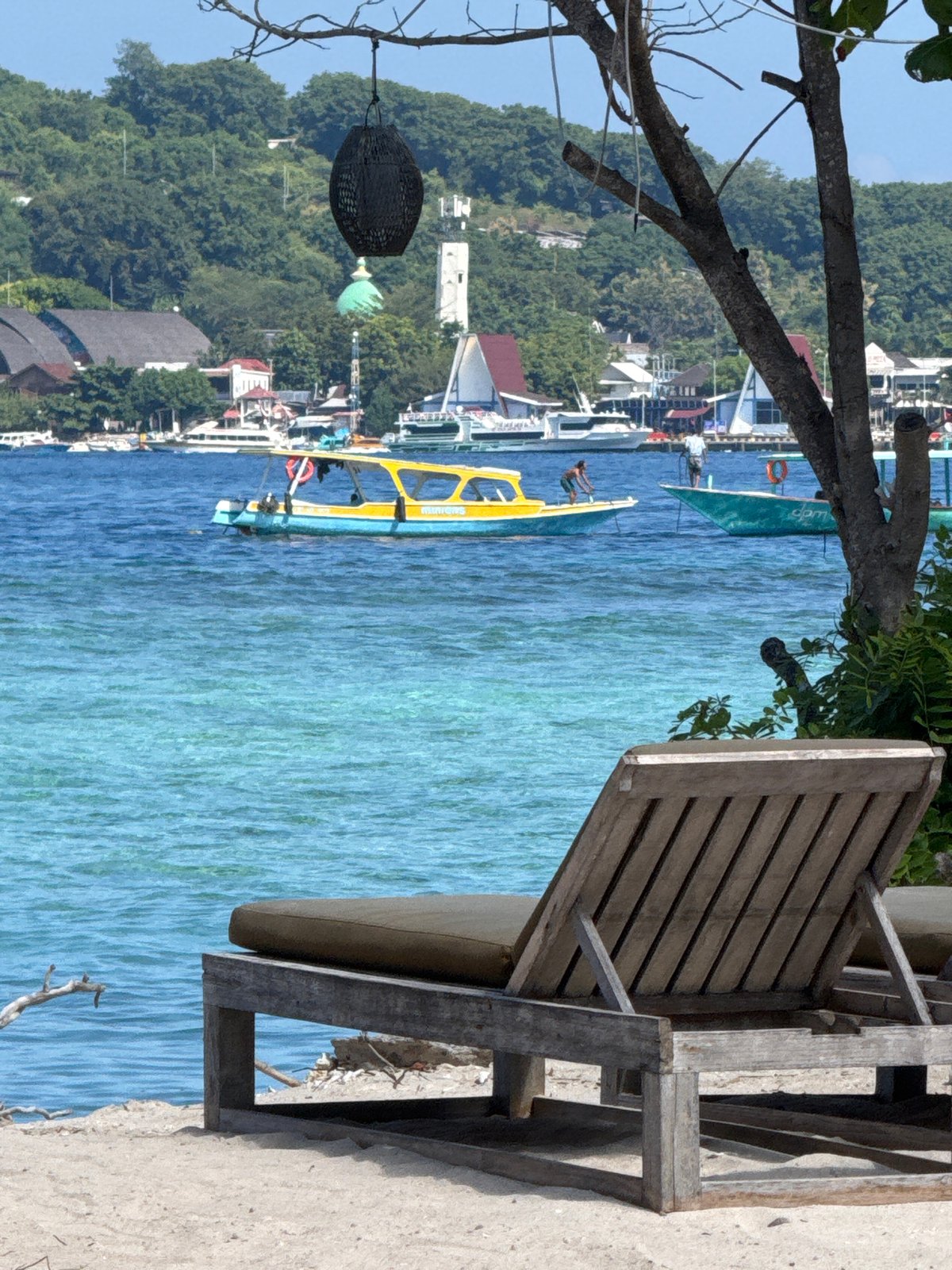Morning scenes from Indonesian coastal resort captured by witness