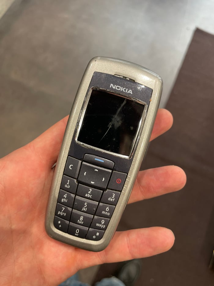 Vintage mobile phones observed at Paris media facility