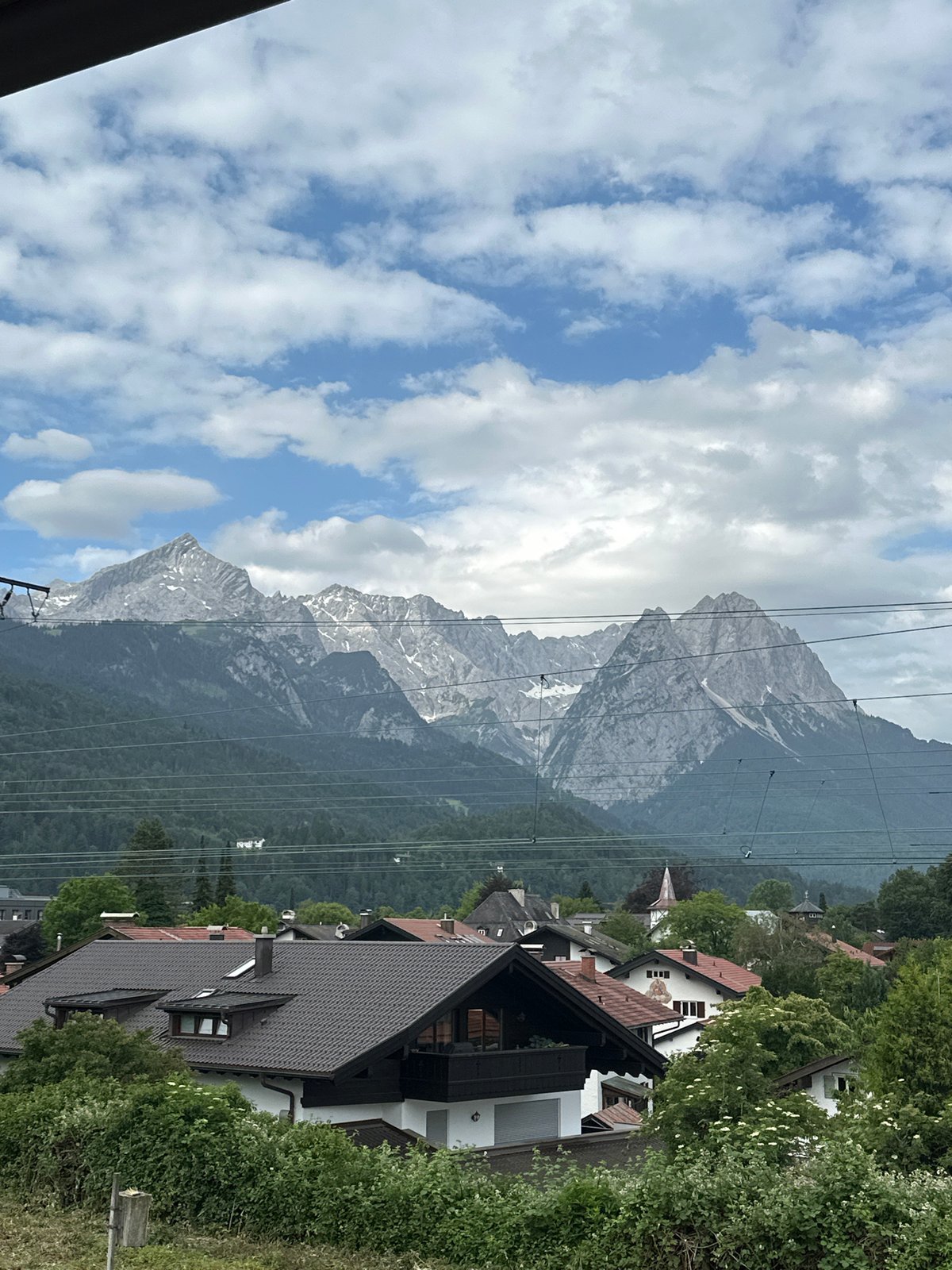 Garmisch-Partenkirchen morning: Zugspitze views and a local gym