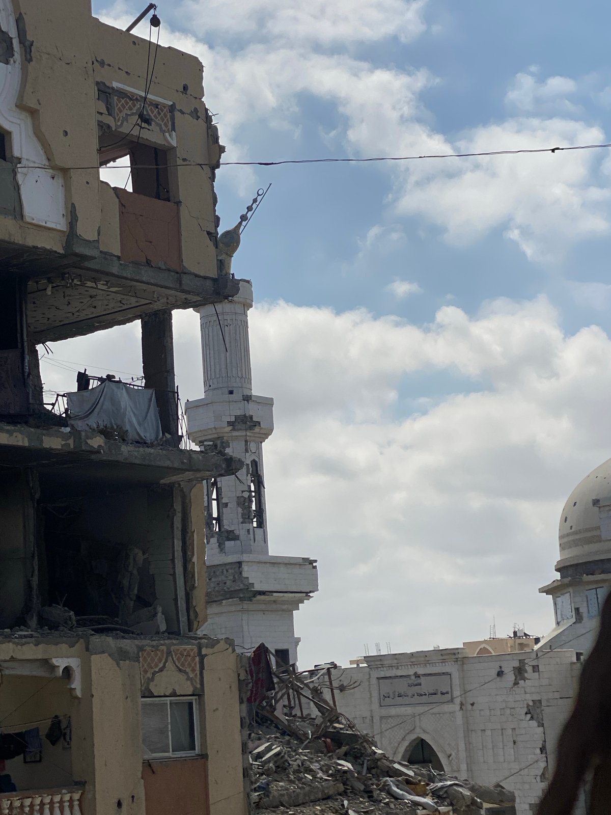 Khan Yunis residents navigate damaged city amid humanitarian camps