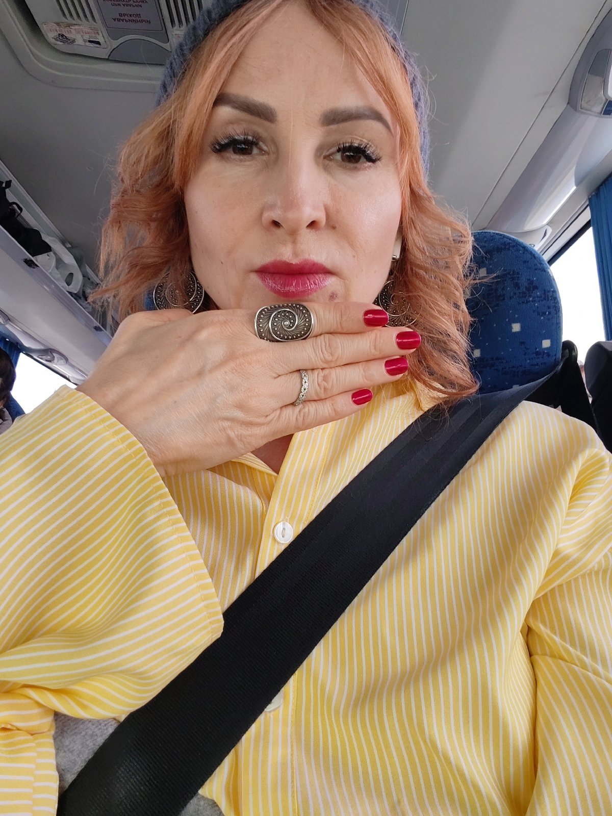 Bus passenger with curly hair spotted in Chaikovsky, Russia