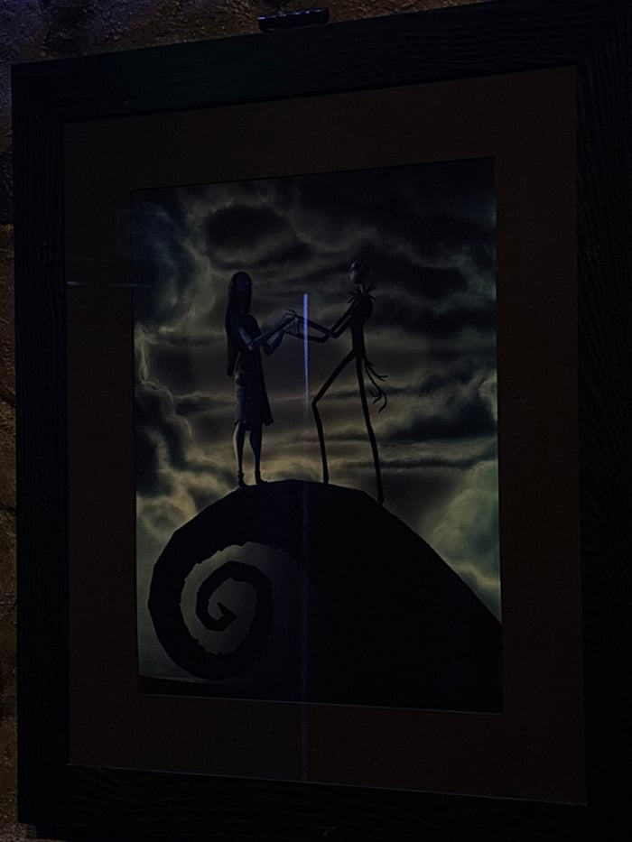 Tim Burton-themed exhibition documented in Mexico City overnight