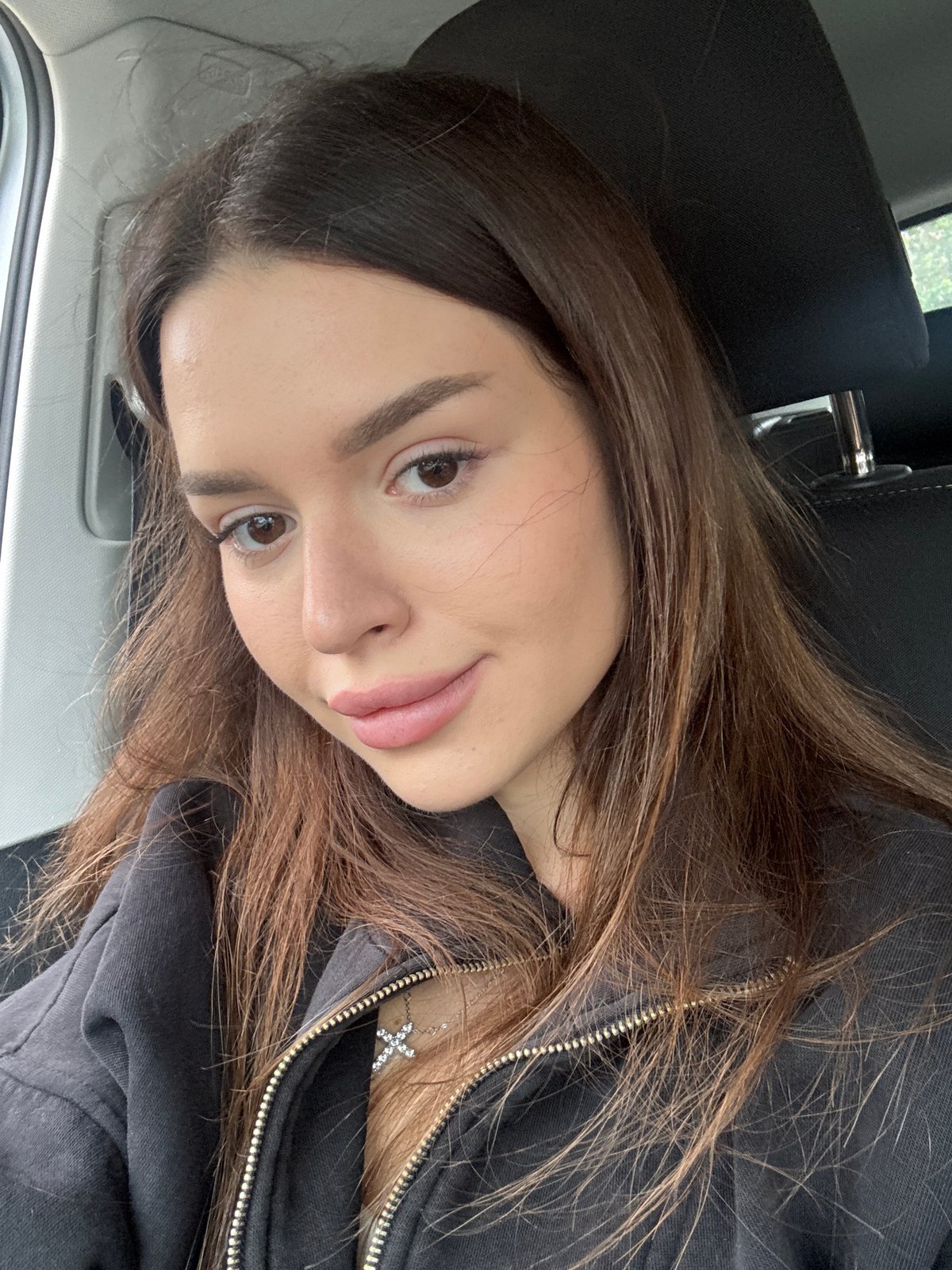 Car selfie session on a Prague afternoon
