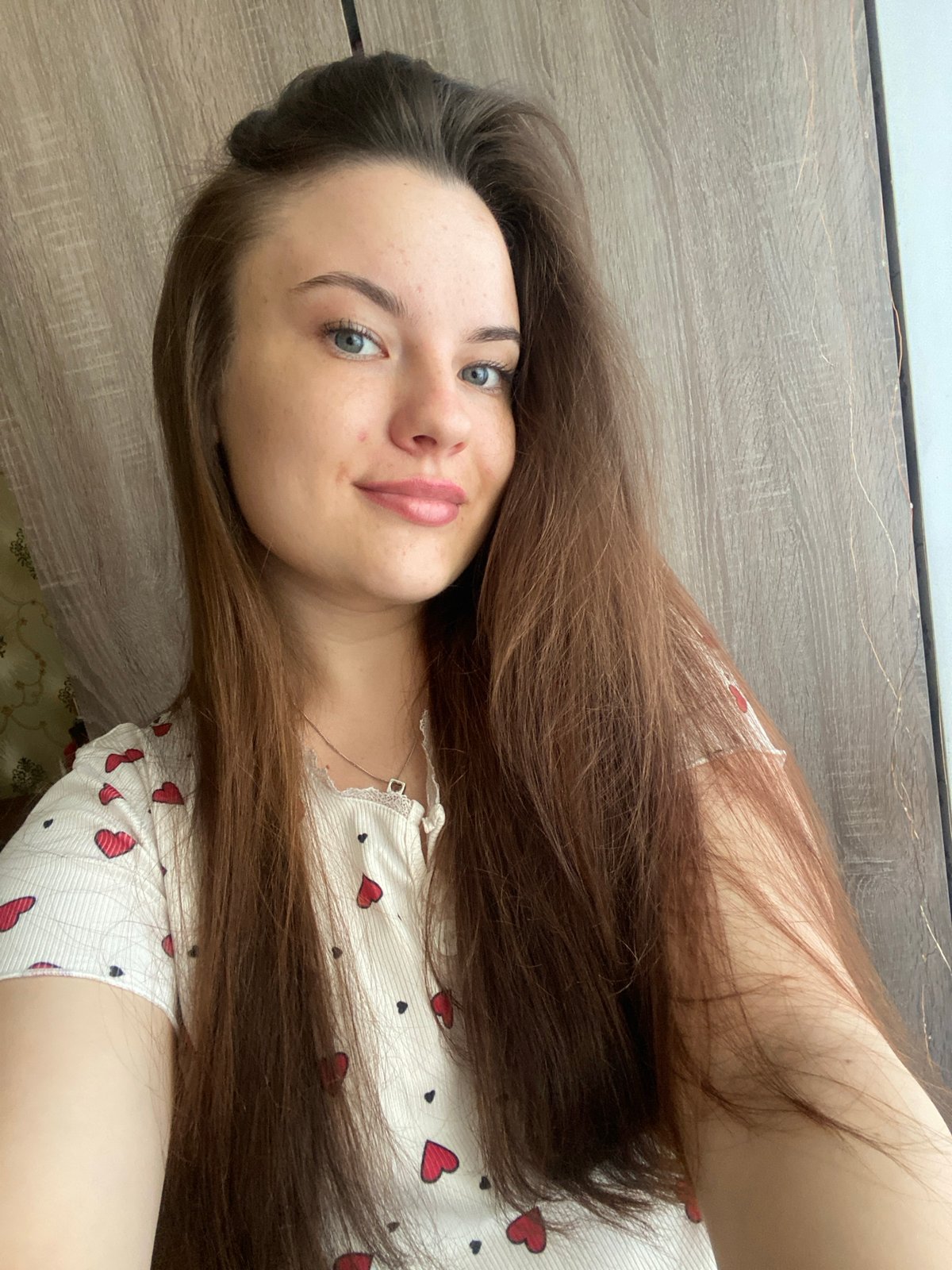 Lazy morning selfie session at home in Poltava, cat included.