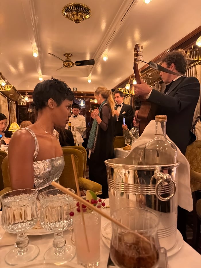 Evening dining service observed aboard luxury train in Beire-le-Fort