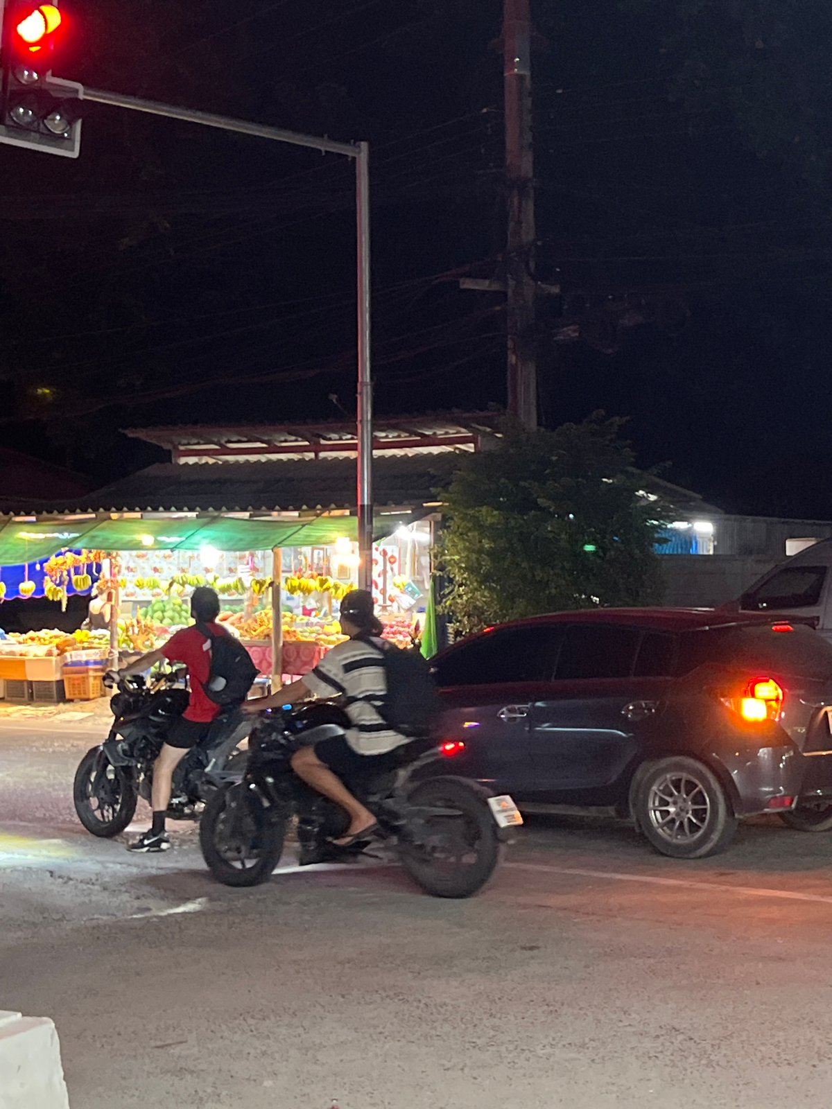 Late-night streets and convenience store stop in Ko Pha-ngan