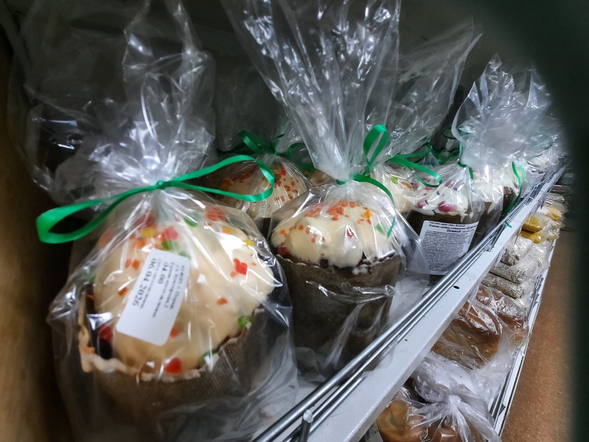 Easter preparations documented in Russian town store display