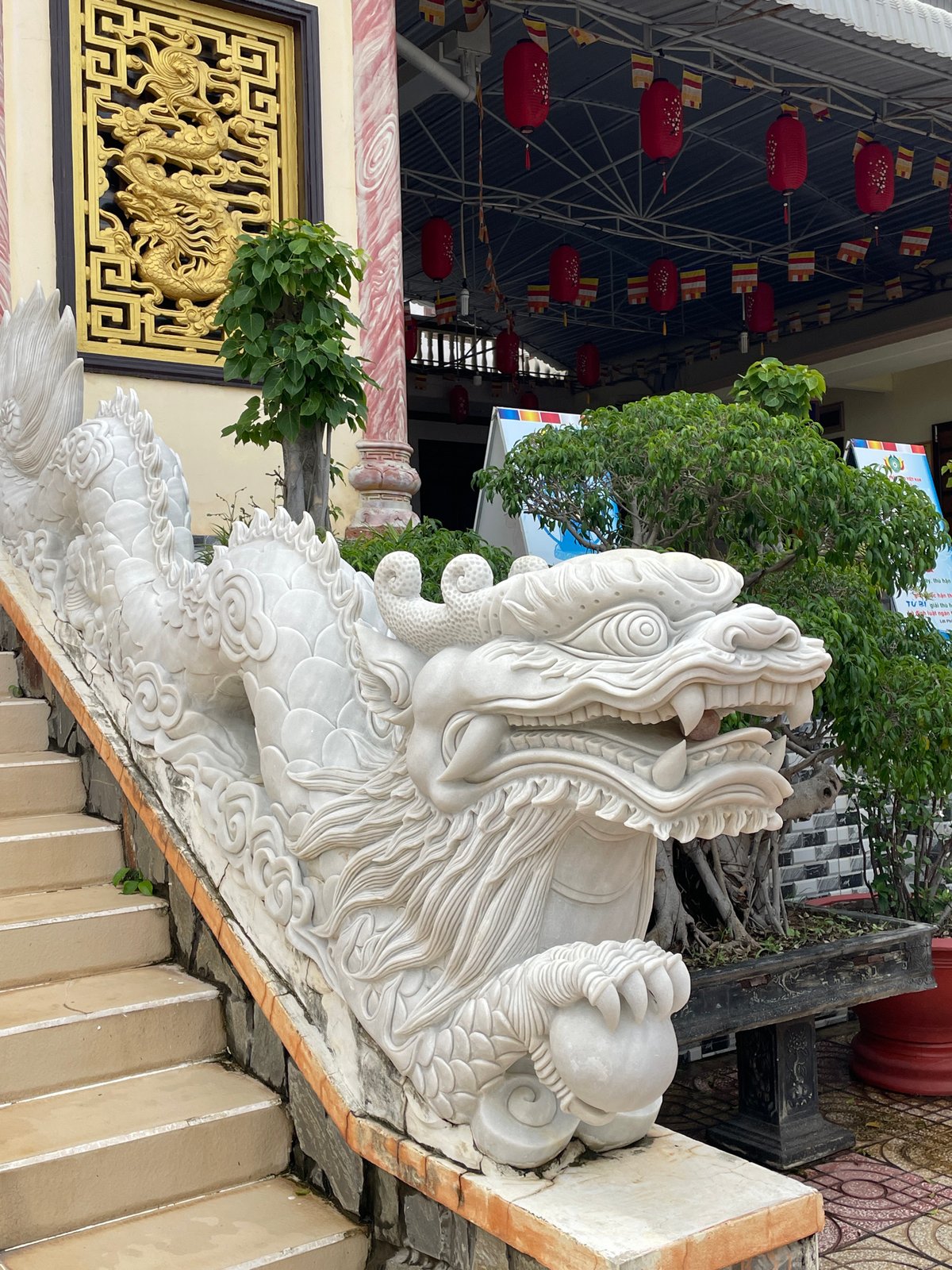 Morning temple visit documented in Phu Thuy Ward Vietnam