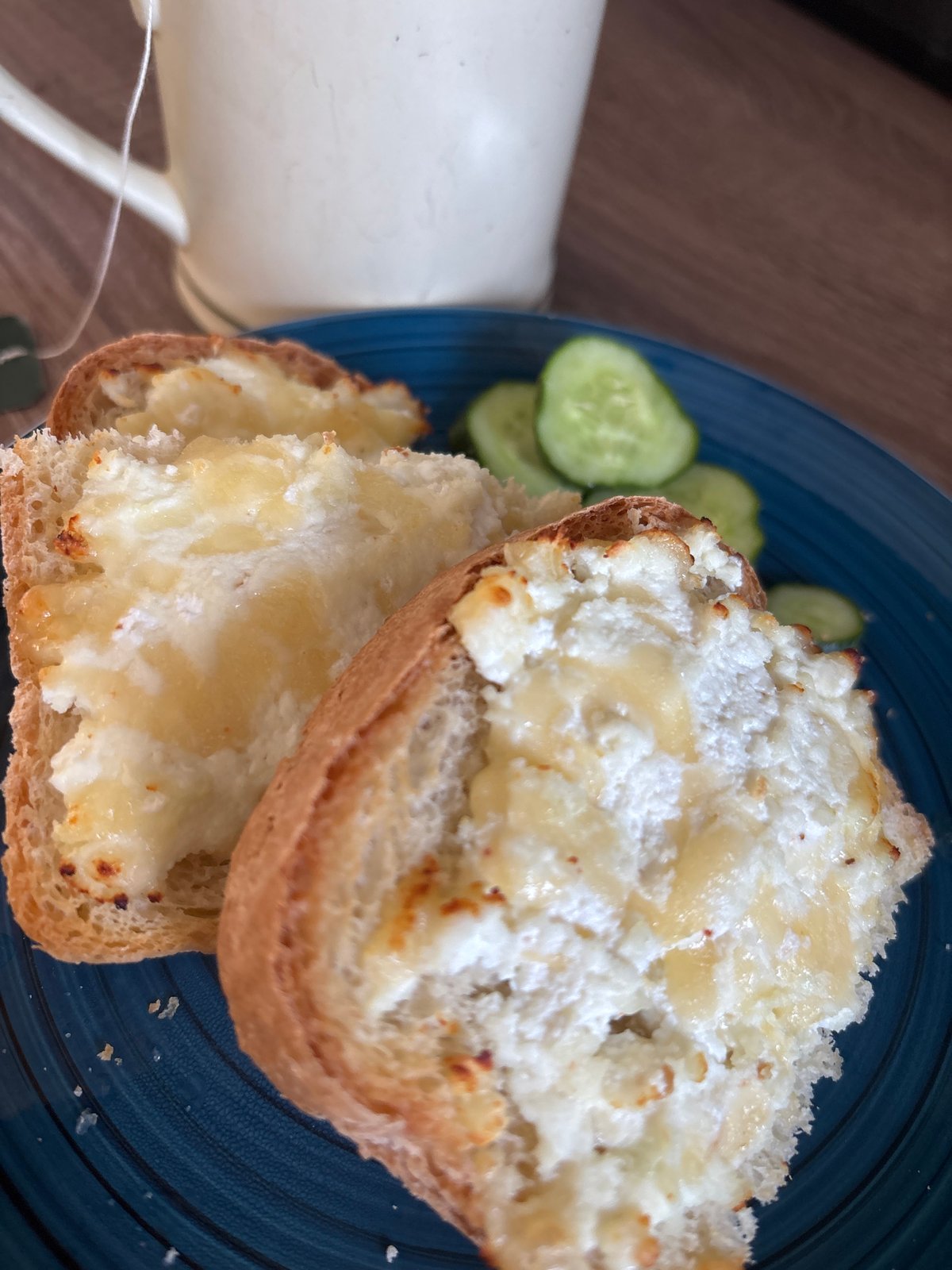 Breakfast toast and selfies on a July morning in Naberezhnye Chelny