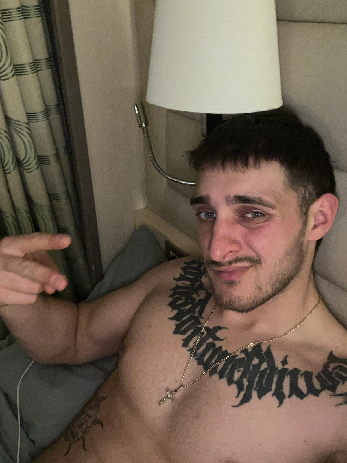 Man makes obscene gesture while lying down in Palermo