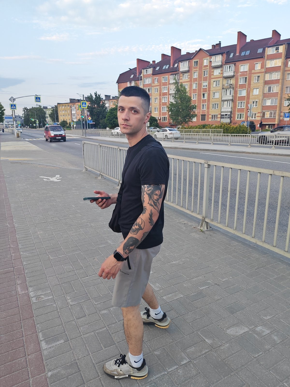 Evening street scenes in Vasilkovo, Russia