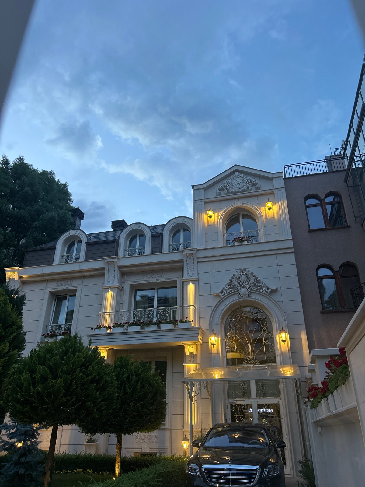 Evening urban life documented across Sofia, Bulgaria