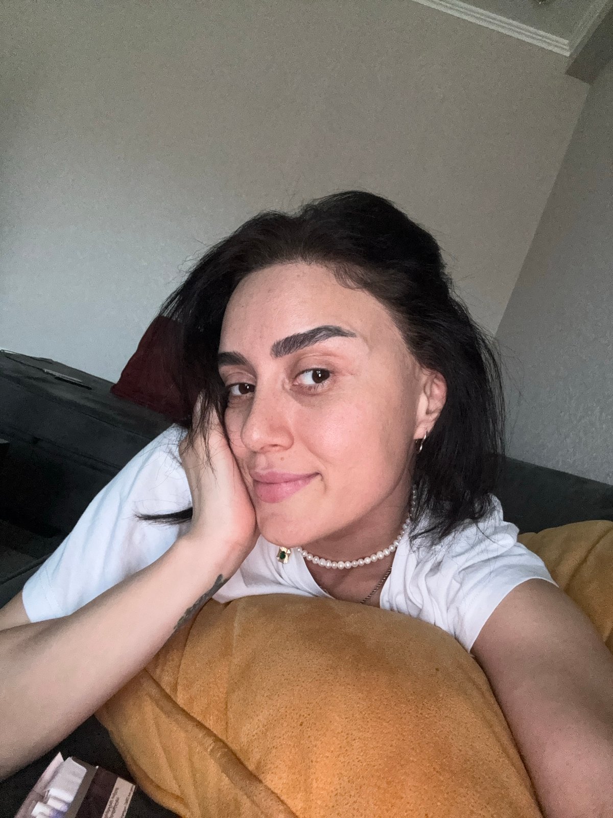 Woman photographs casual afternoon session indoors and outdoors in Tbilisi