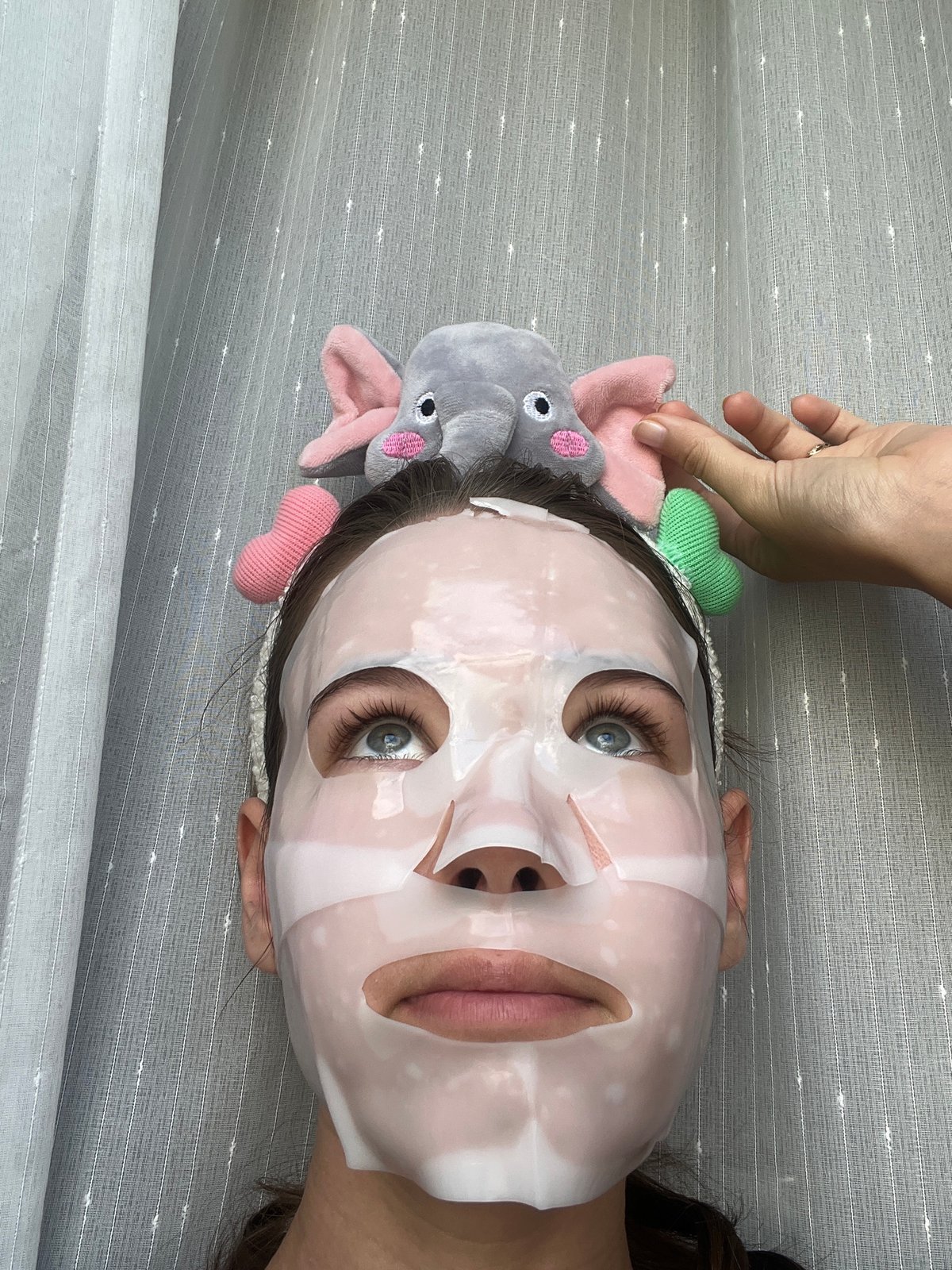 Morning skincare routine and aircraft sighting in Nha Trang