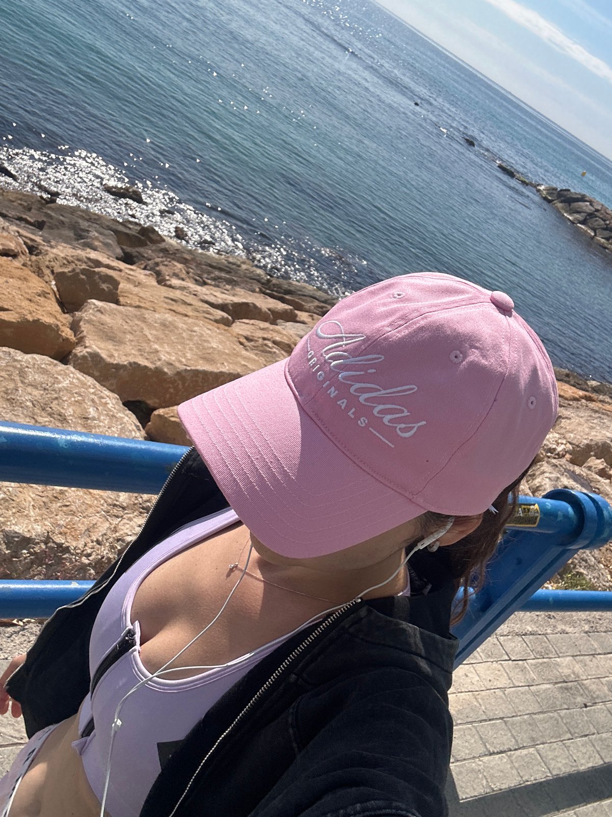 Morning coastal tourism captured around Alicante's Santa Barbara Castle